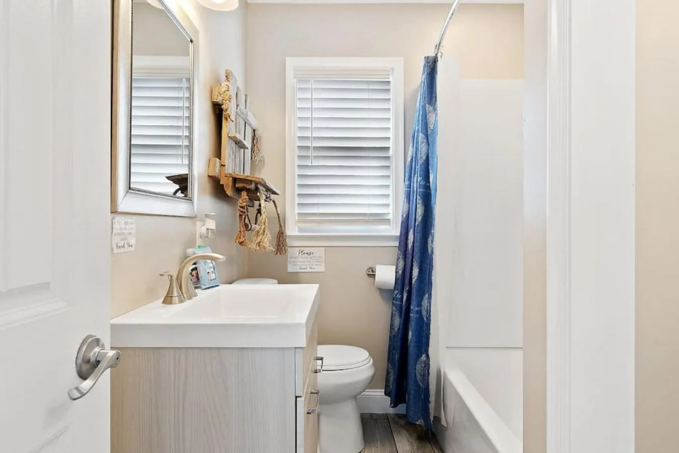 Bathroom in Unit B 2nd fl 2nd fl Hideaway 2 Block to Beach Parking