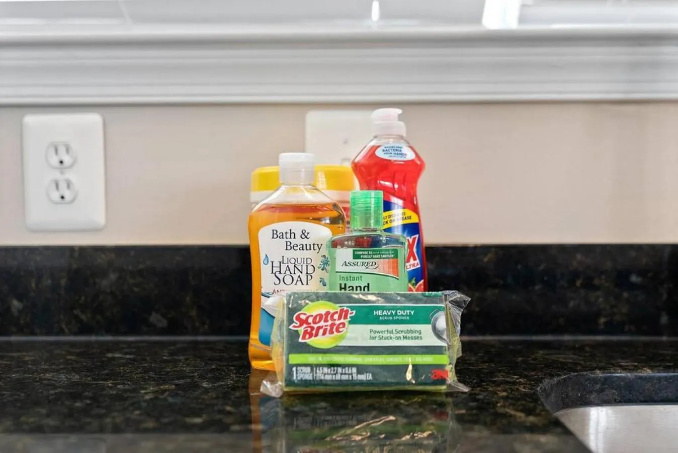 Kitchen or kitchenette in Unit C back lower unit Surfers Hideway Parking Near Lighthouse