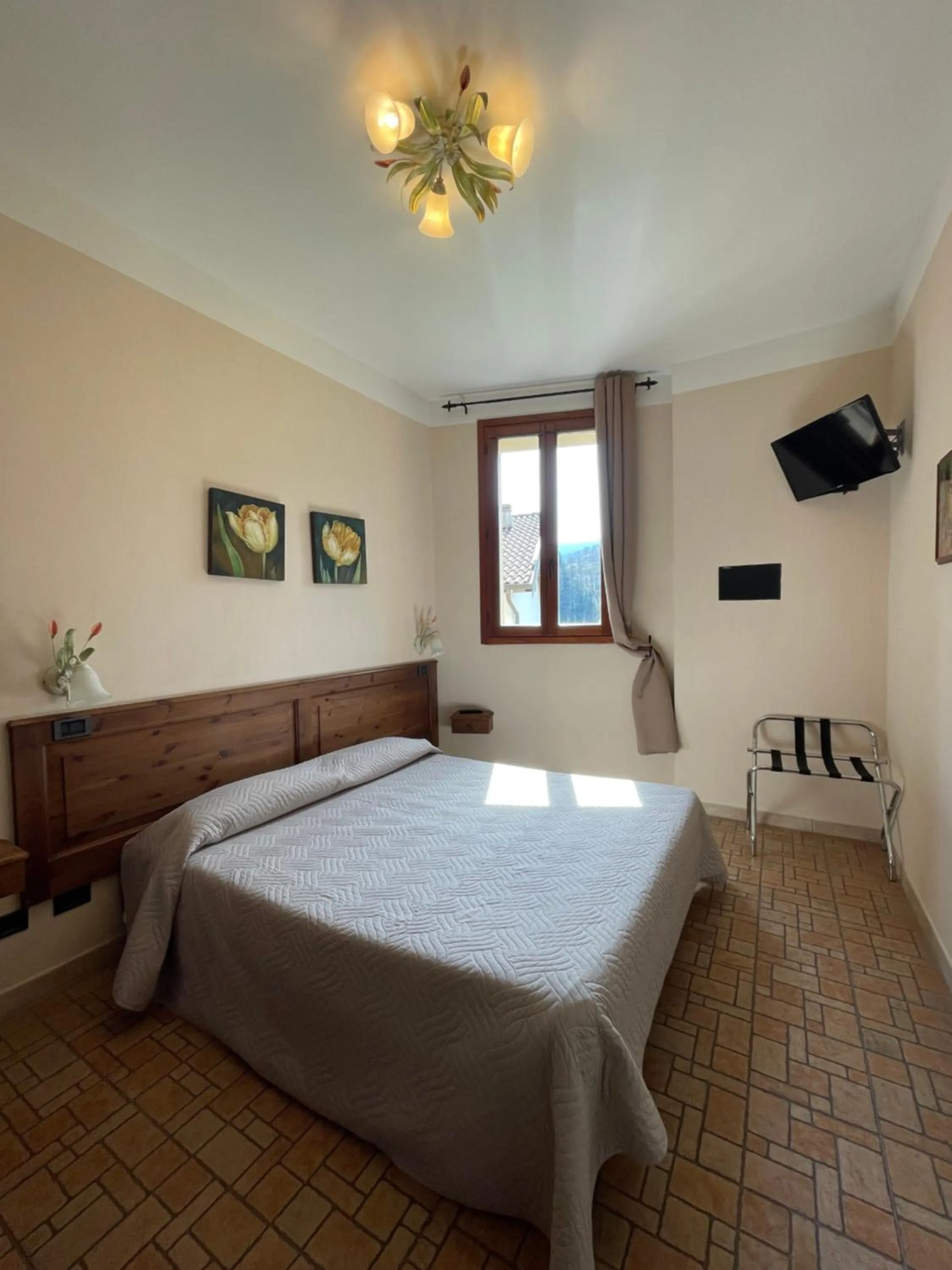 Photo of the whole room in Hotel La Torre