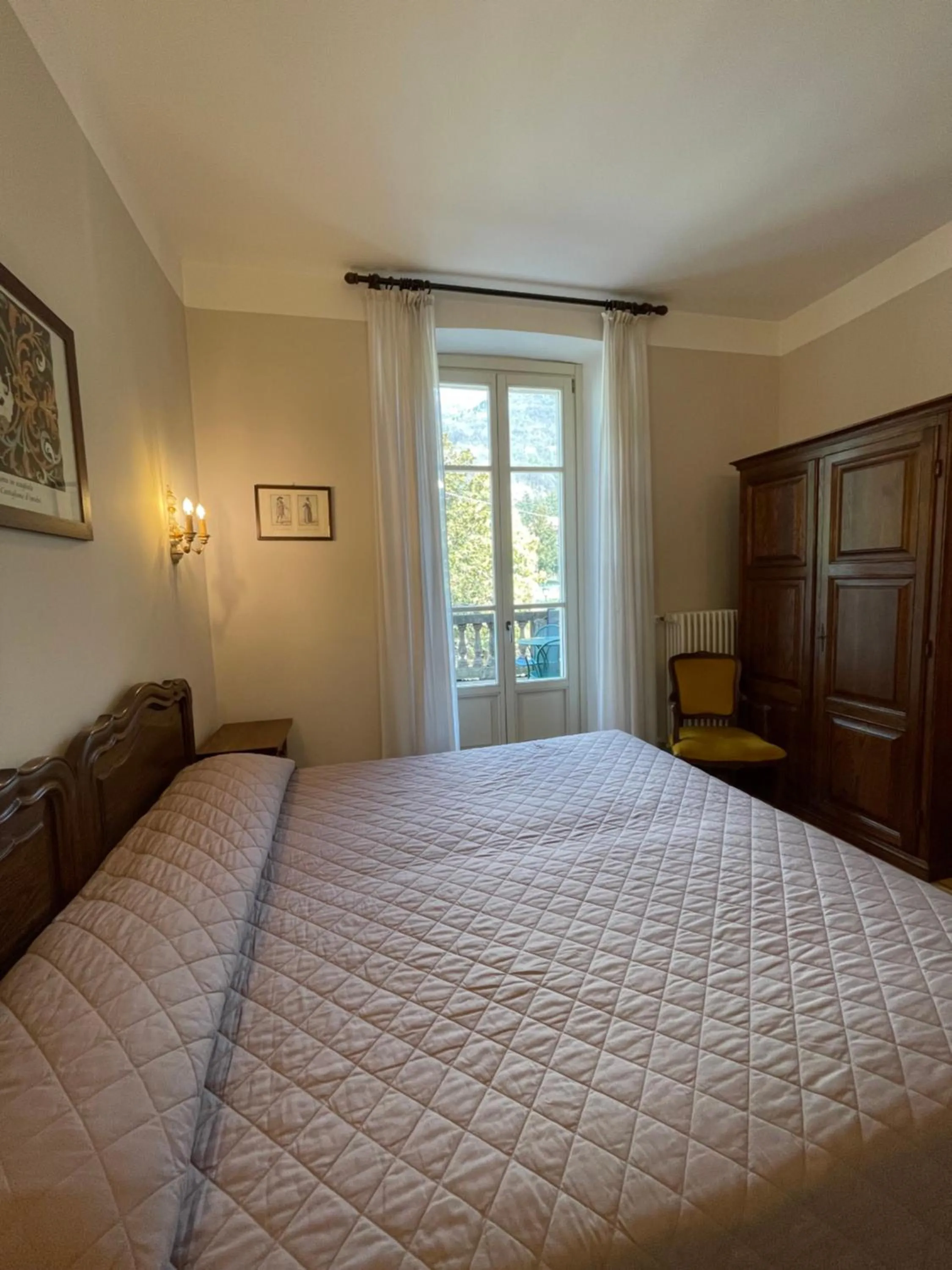 Bed in Hotel La Torre