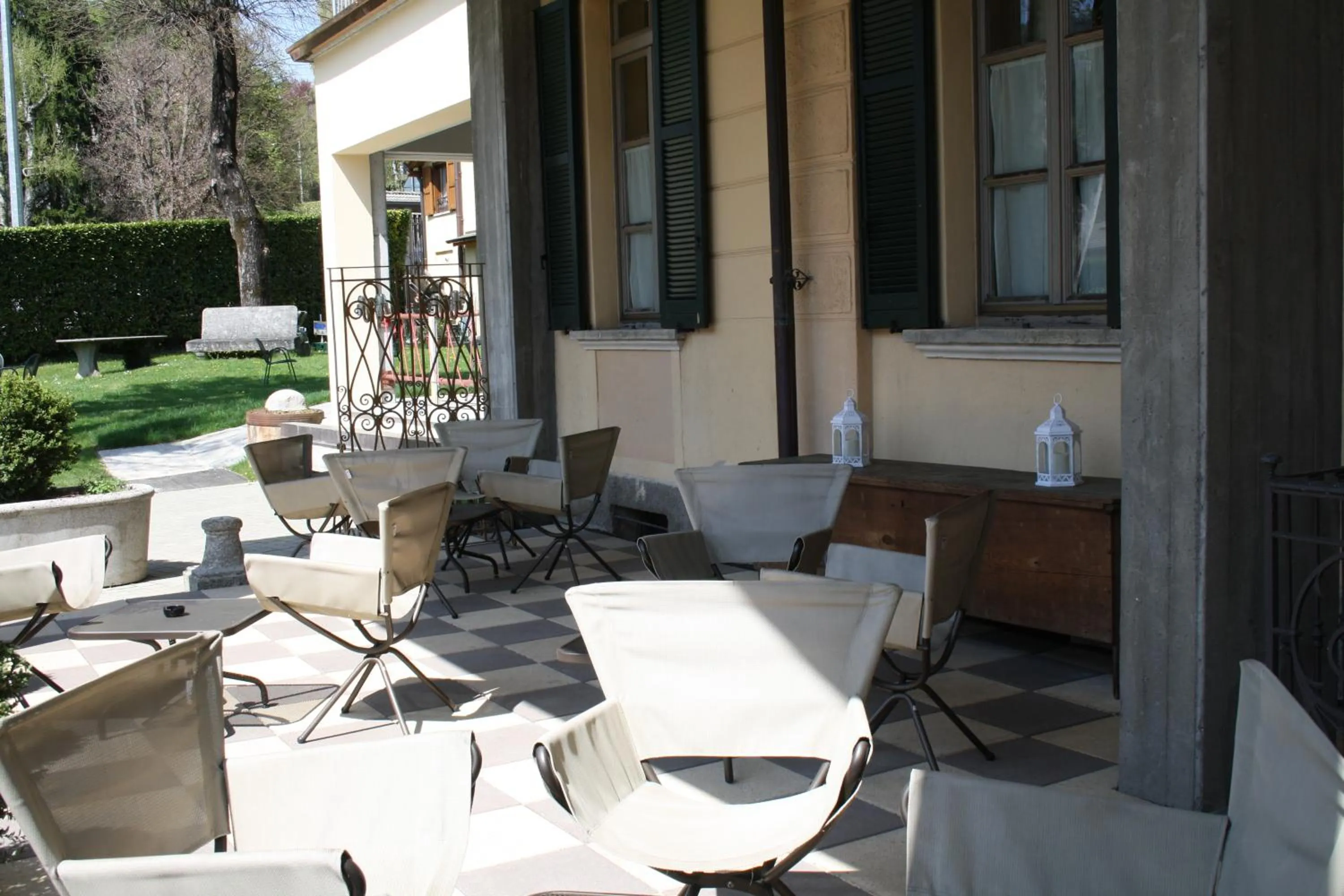 Facade/entrance in Hotel La Torre
