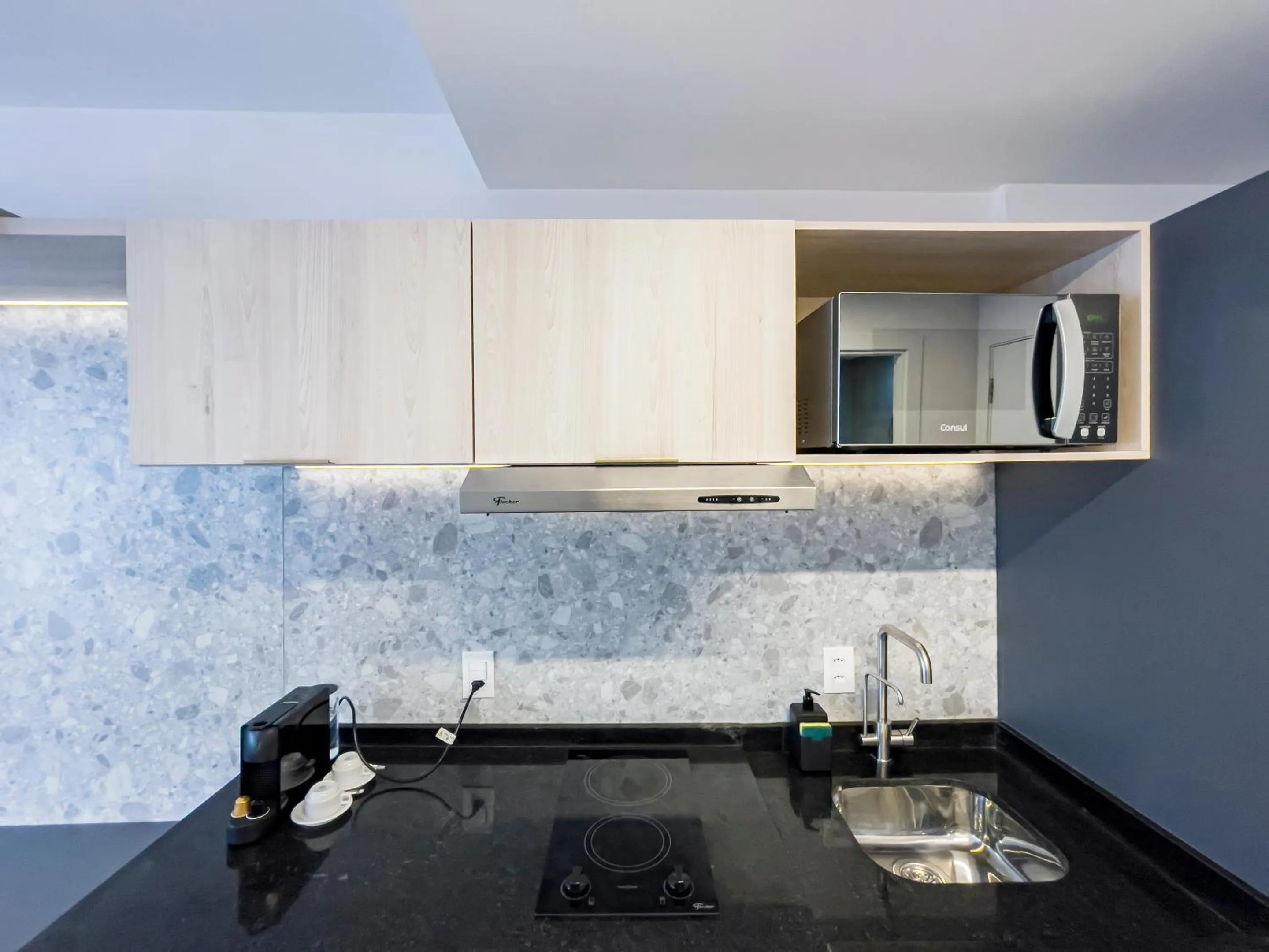 Day in Charlie Porto Alegre Moinhos