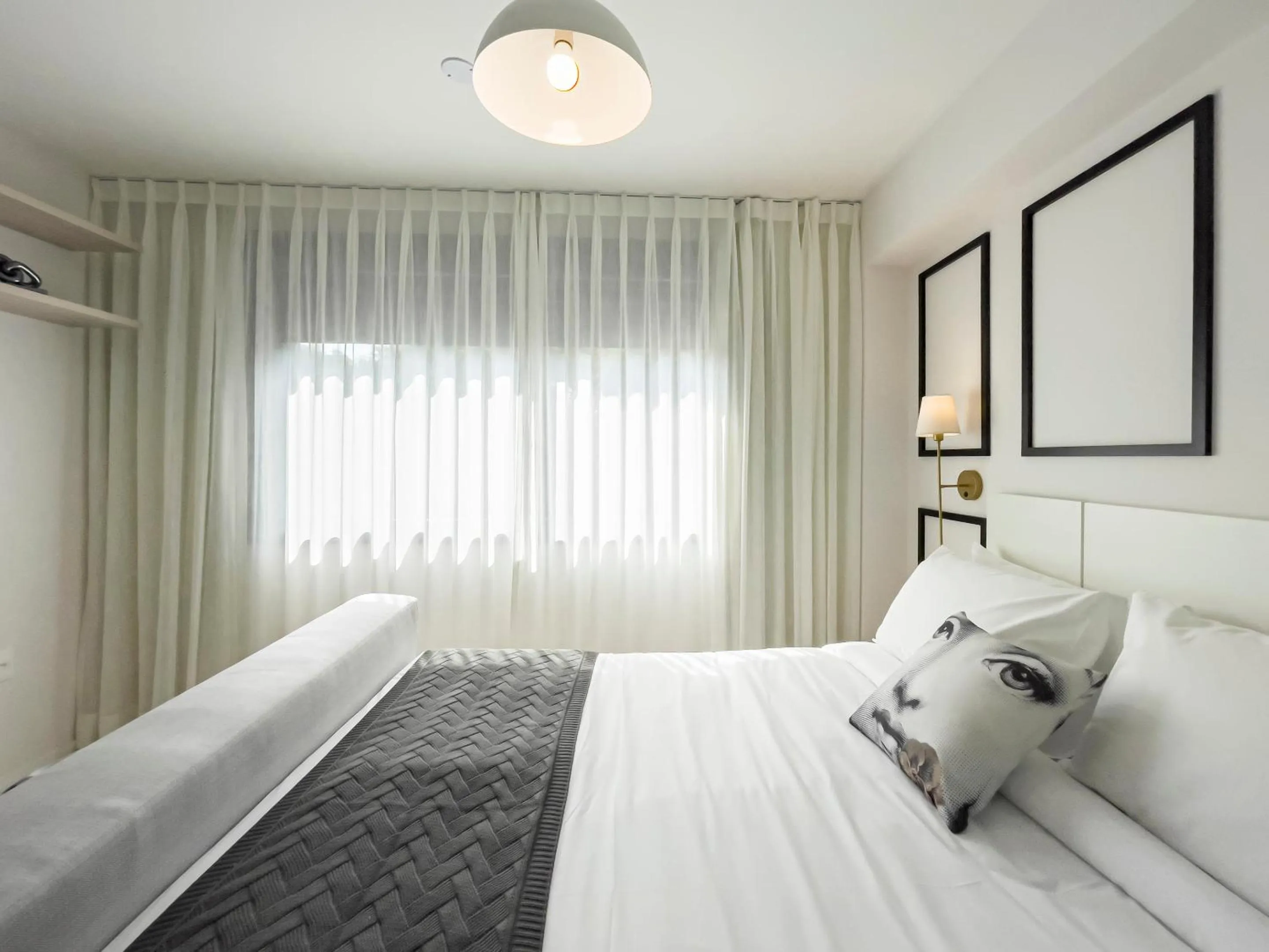 Bed in Charlie Porto Alegre Moinhos