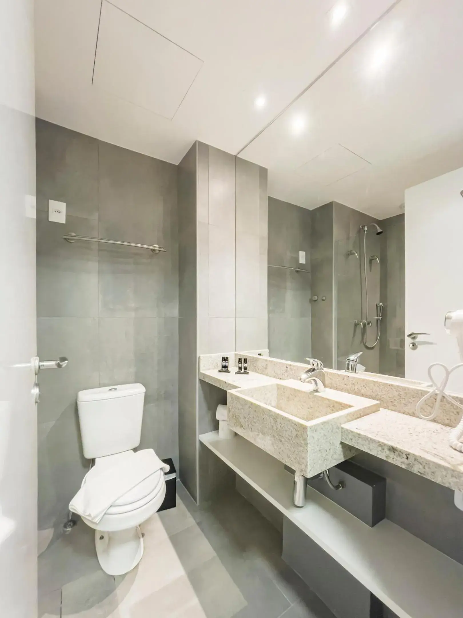 Standard Studio in Charlie Porto Alegre Moinhos Standard Studio in Charlie Porto Alegre Moinhos