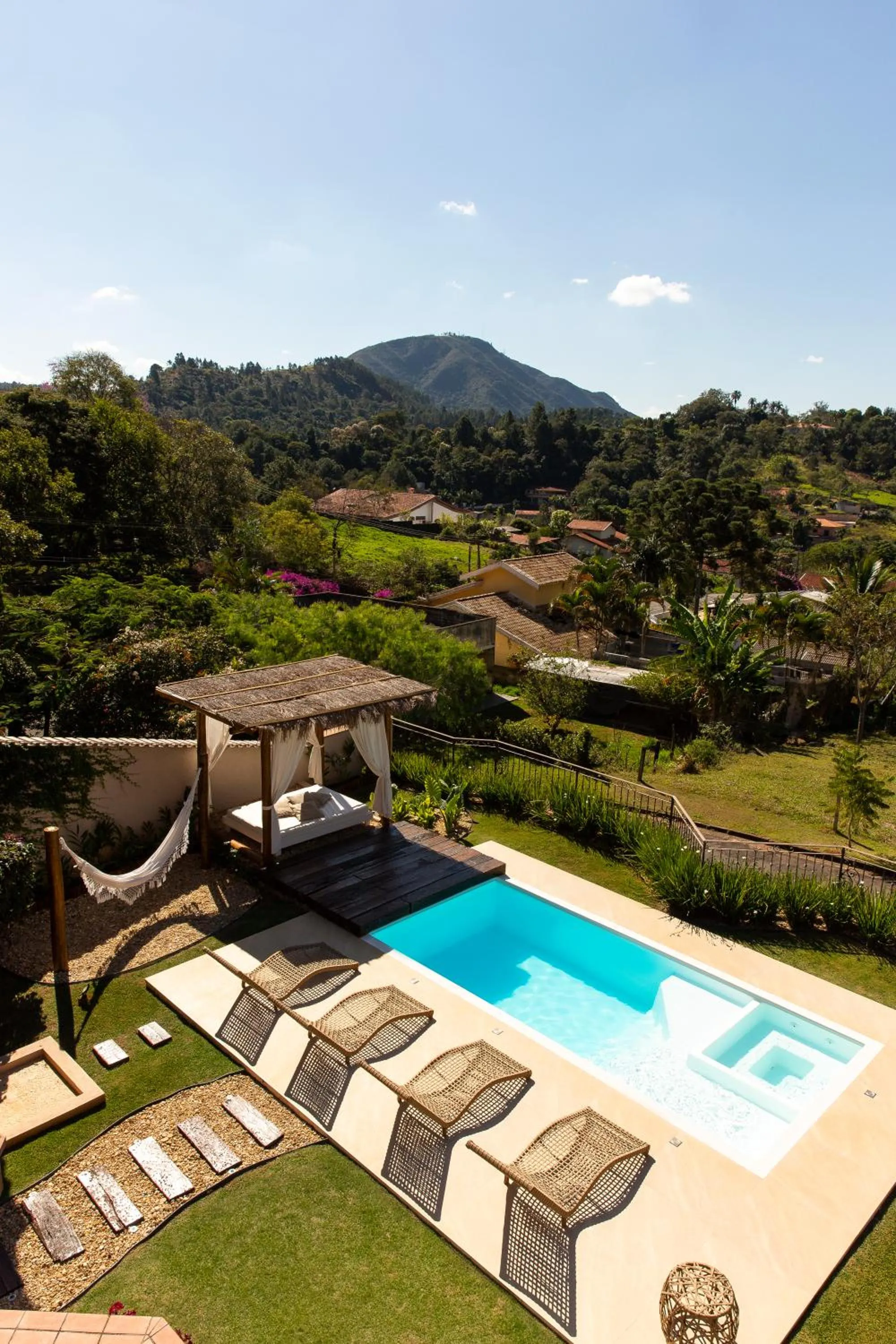 Pool view in Villa Boréal Hostellerie Pousada Boutique