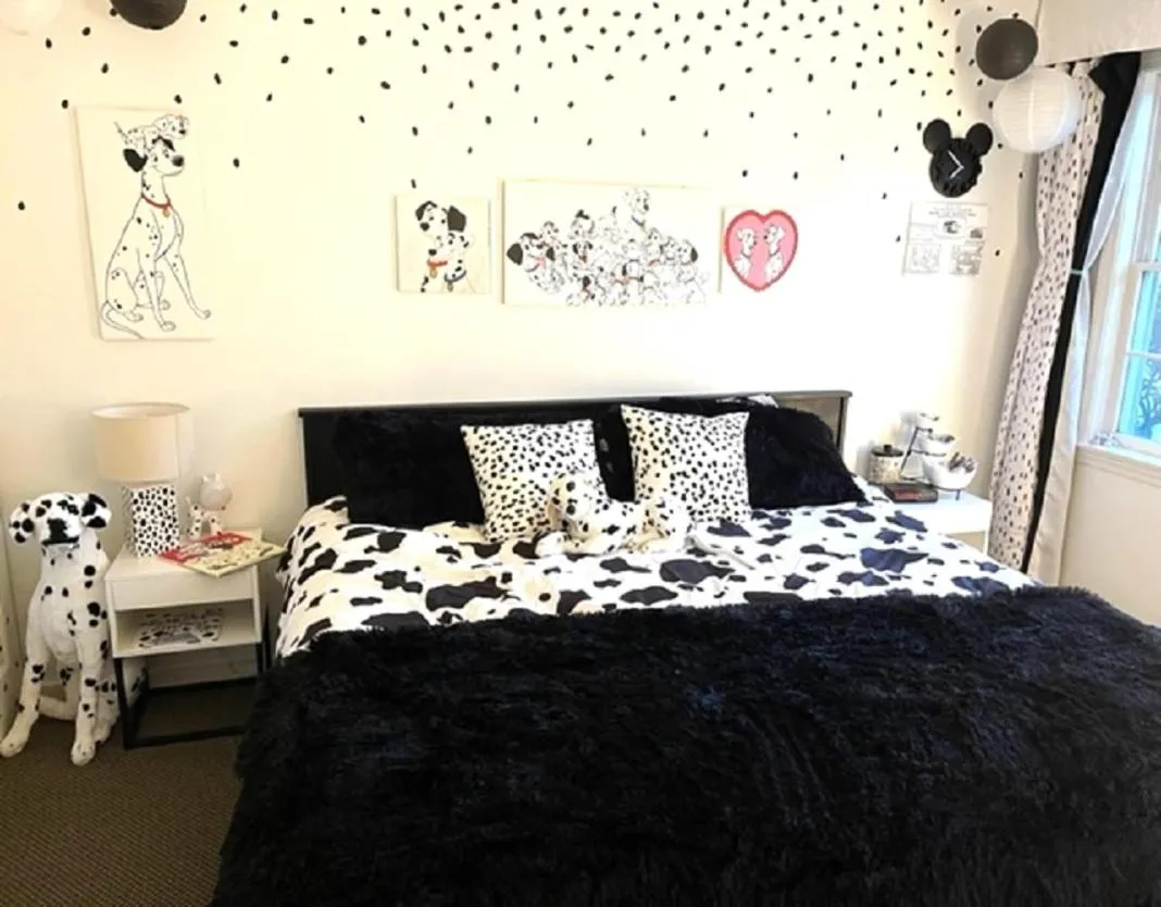 Bed in Disney Magic at Jiminy Mountain