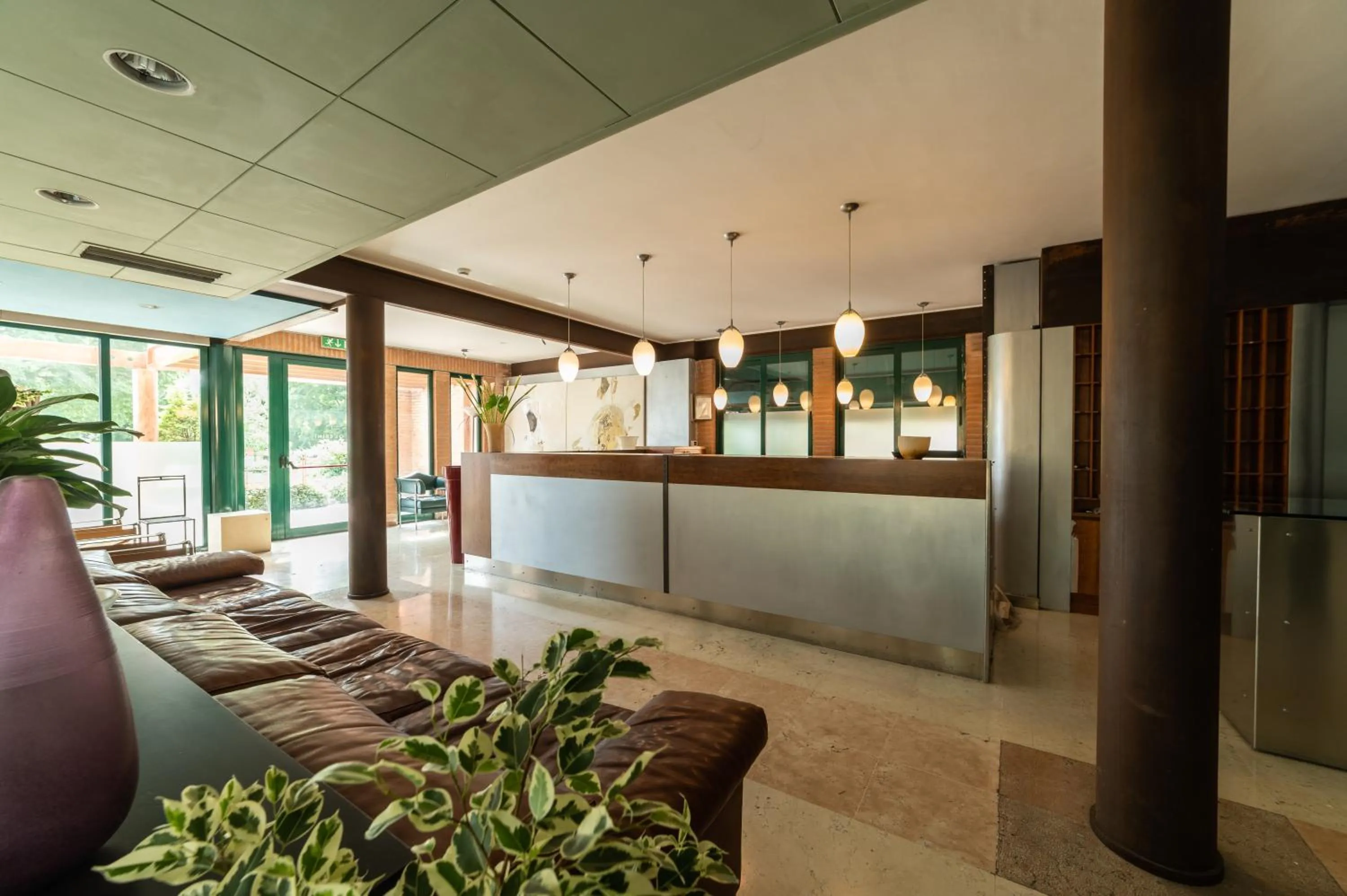 Lobby or reception in HOTEL QUERINI Essential Business Hotel Sandrigo