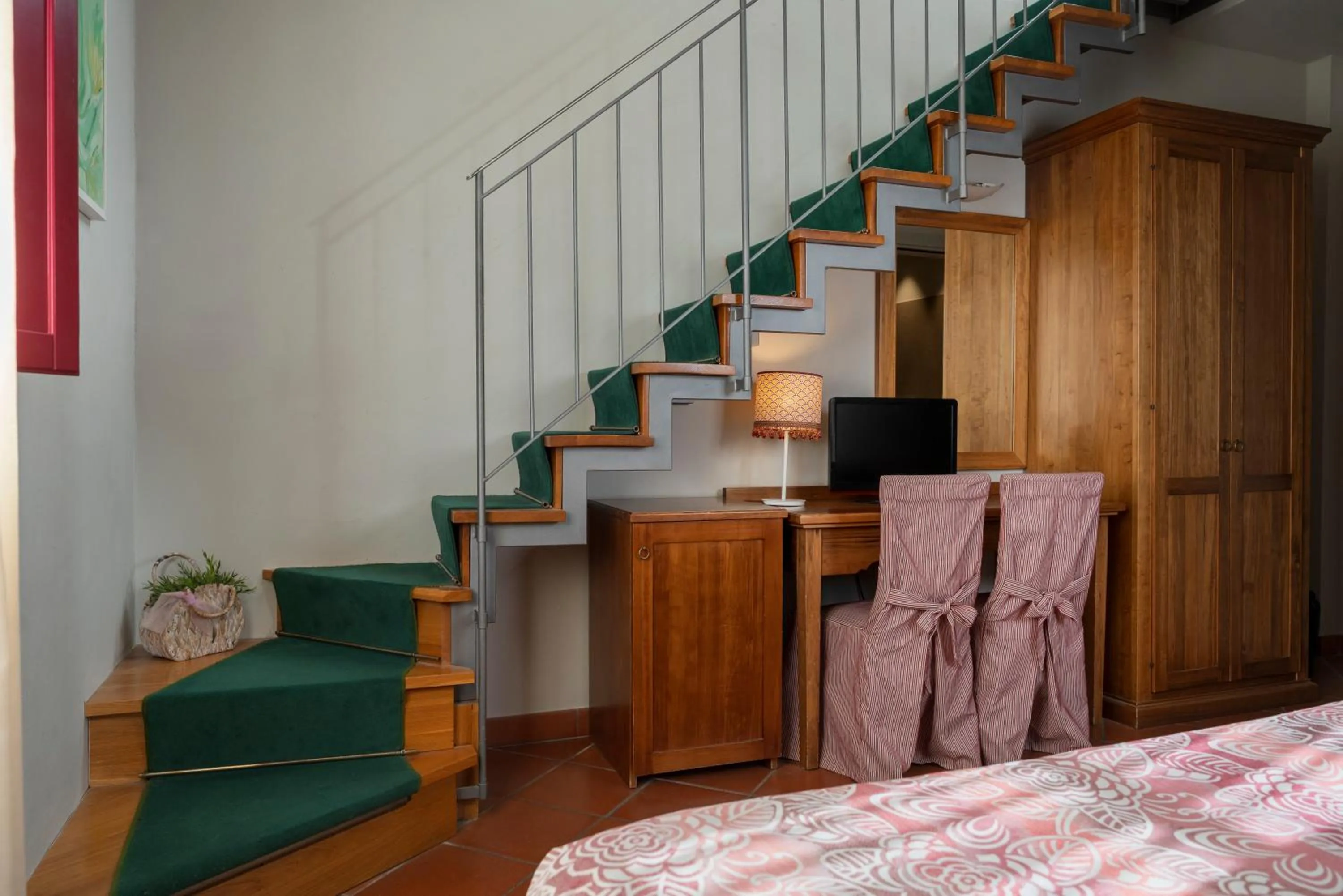 Photo of the whole room in Hotel & Restaurant Casolare Le Terre Rosse