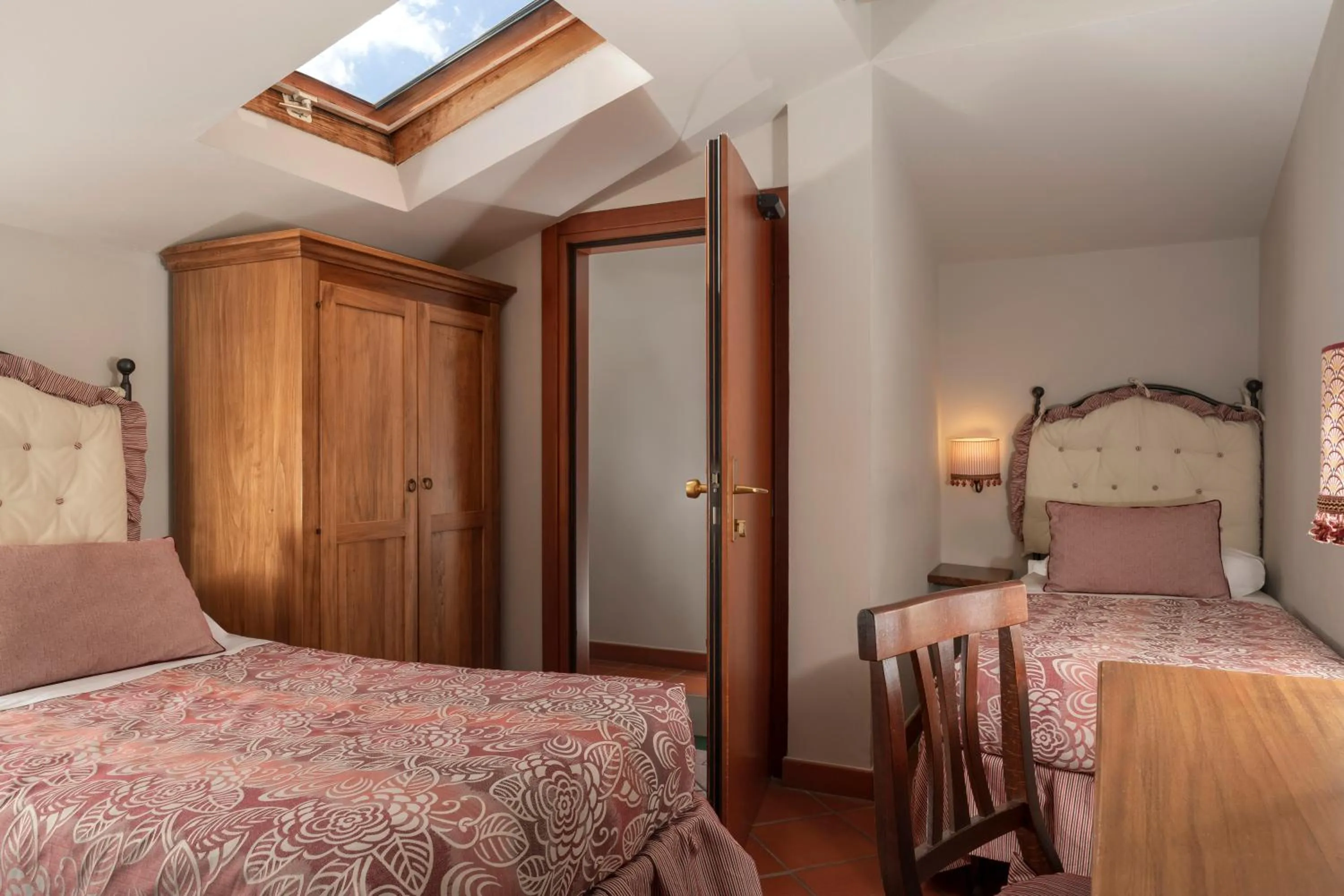 Photo of the whole room, Bed in Hotel & Restaurant Casolare Le Terre Rosse