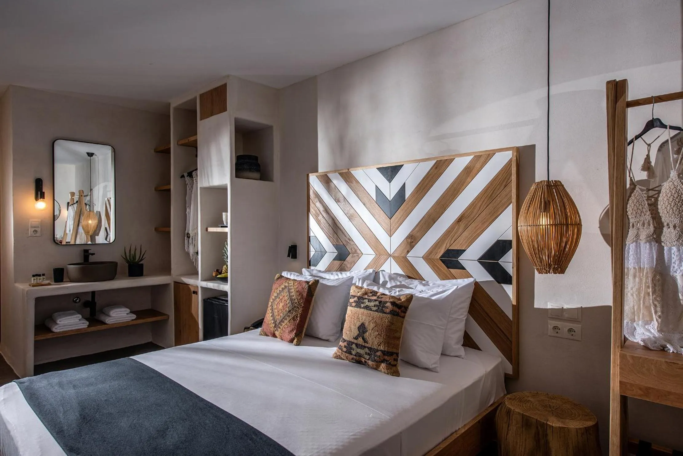 Bed in Indigo Inn Casa Adults Only