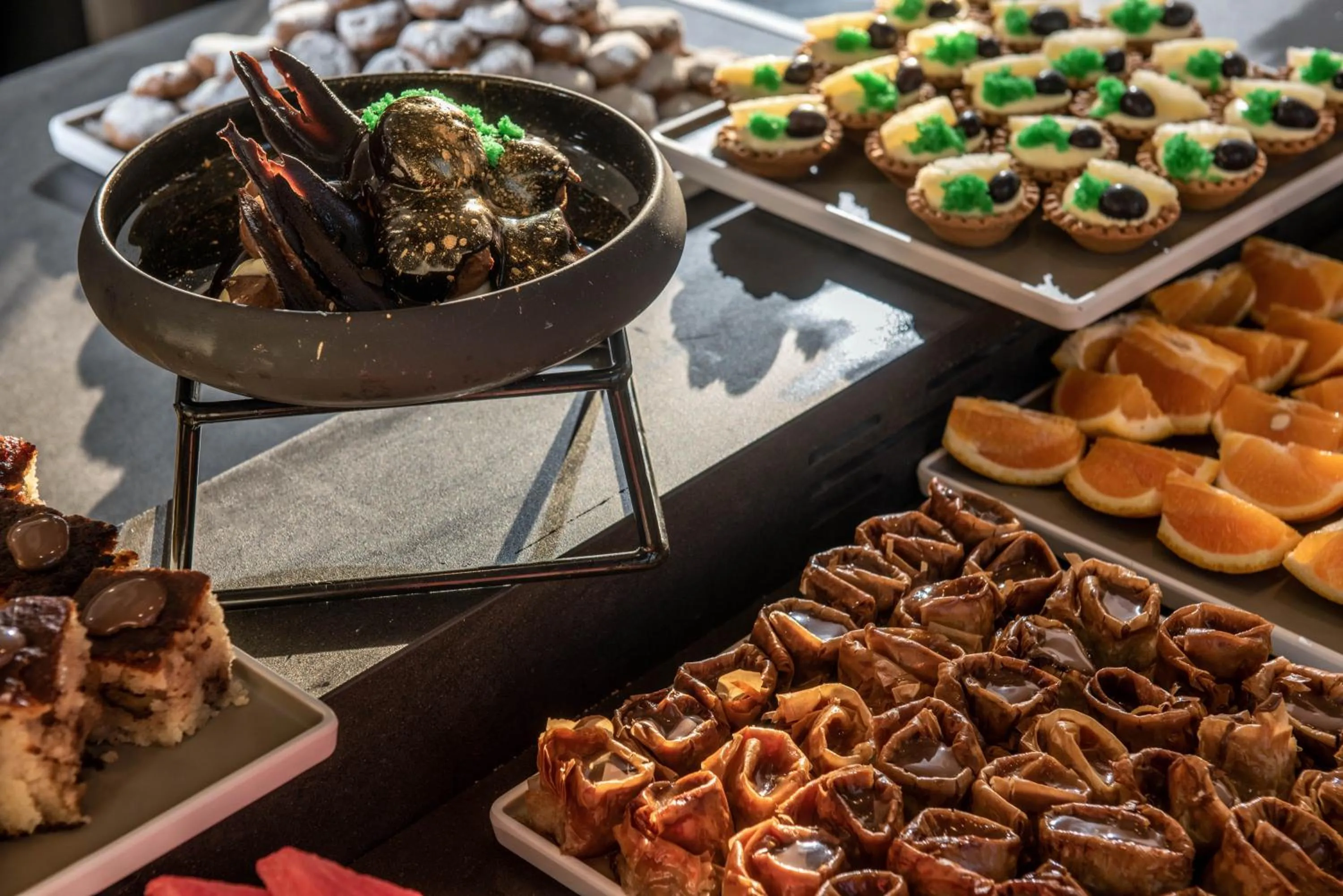 Food and drinks in Indigo Inn Casa Adults Only