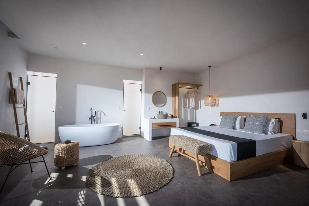 Bed in Indigo Inn Casa Adults Only