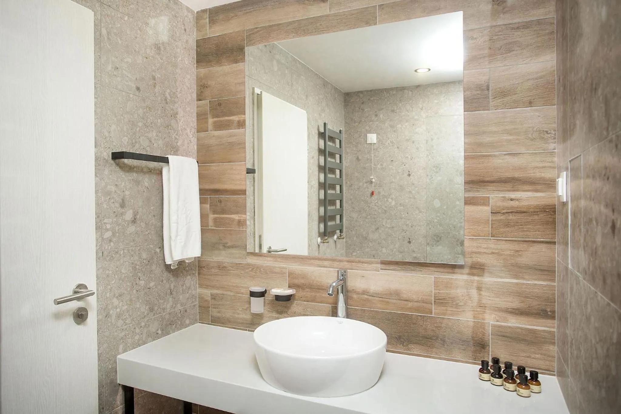 Shower in Olive Villas Beach Hotel