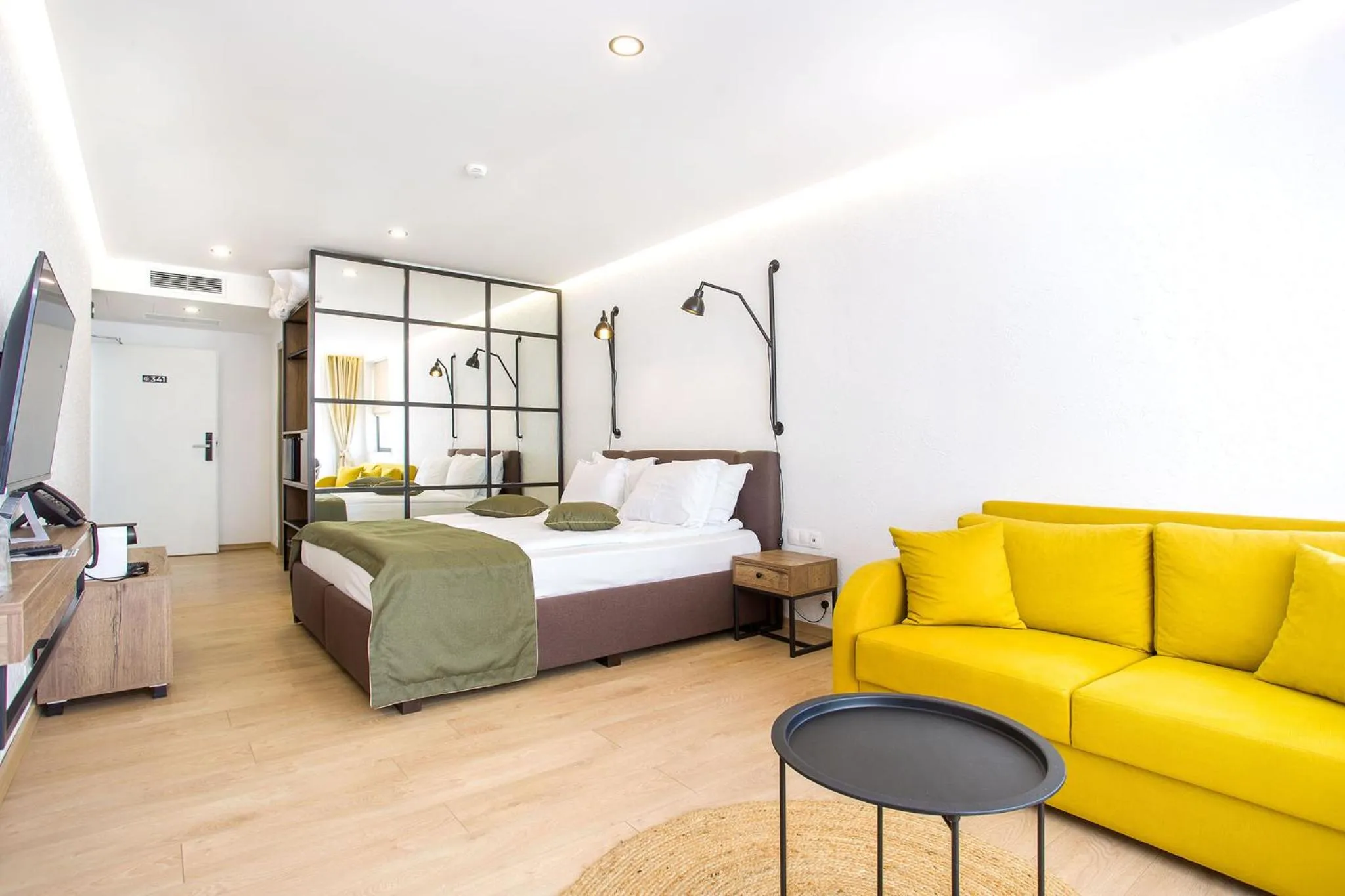 Bed in Olive Villas Beach Hotel