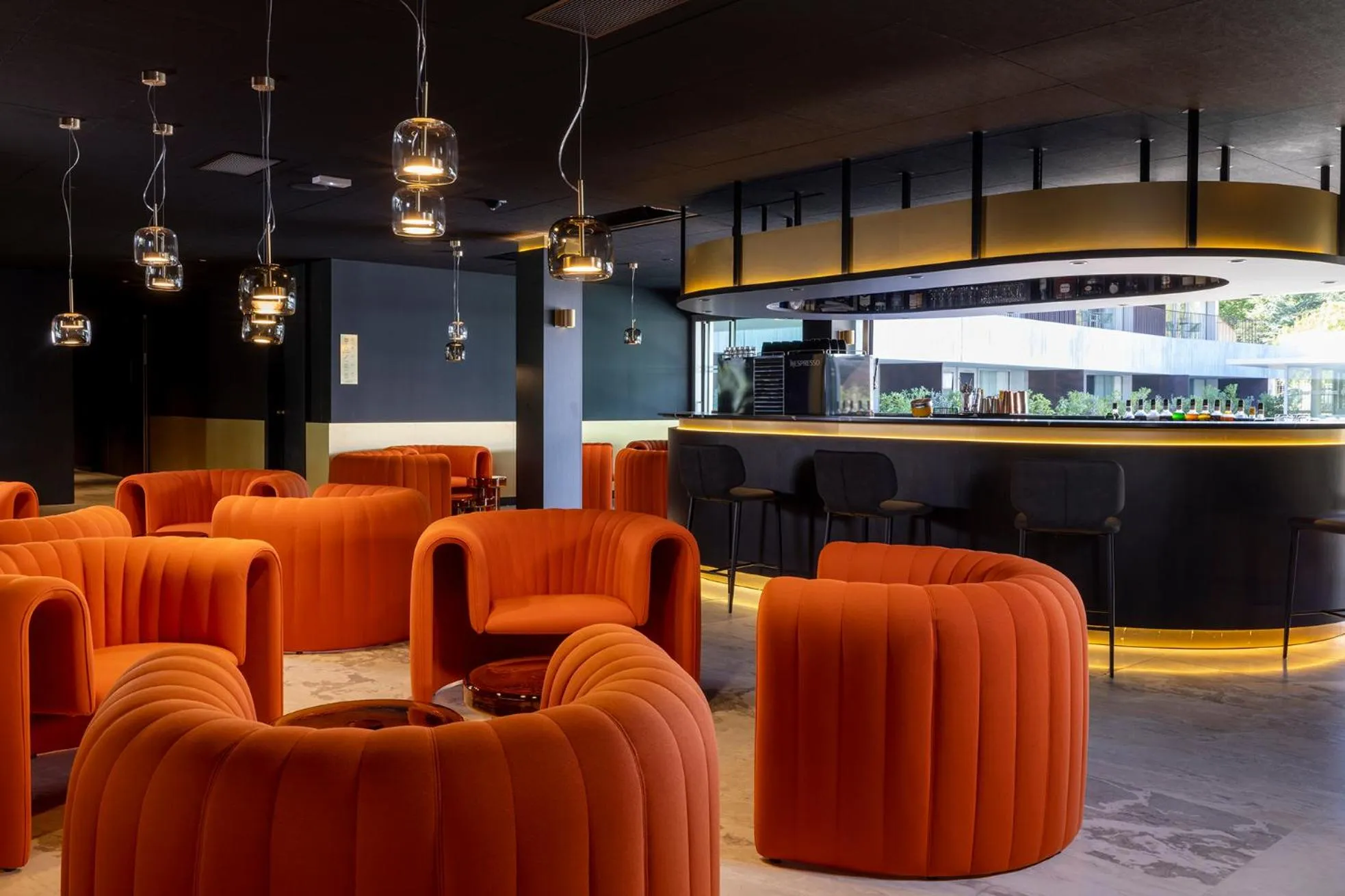 Restaurant/places to eat in Hôtel Spa Restaurant Villa Castellane