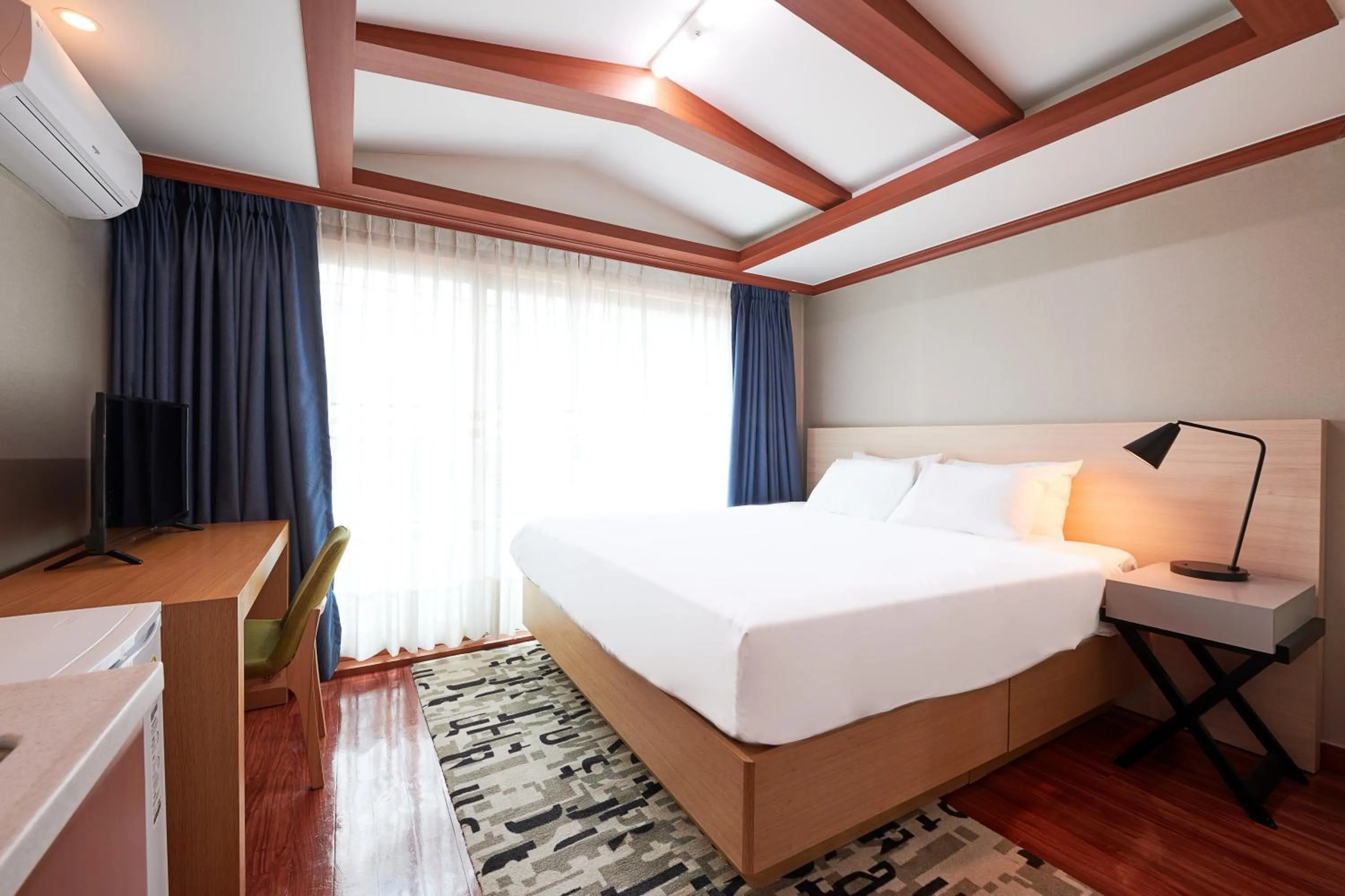 Bed in Sokcho Good Morning Hotel and Resort