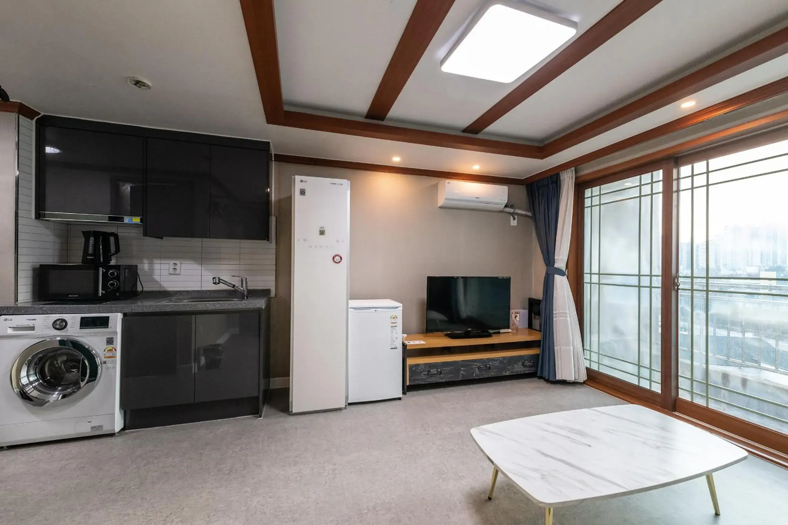 Korean-Style Ondol Room in Sokcho Good Morning Hotel and Resort Korean-Style Ondol Room in Sokcho Good Morning Hotel and Resort