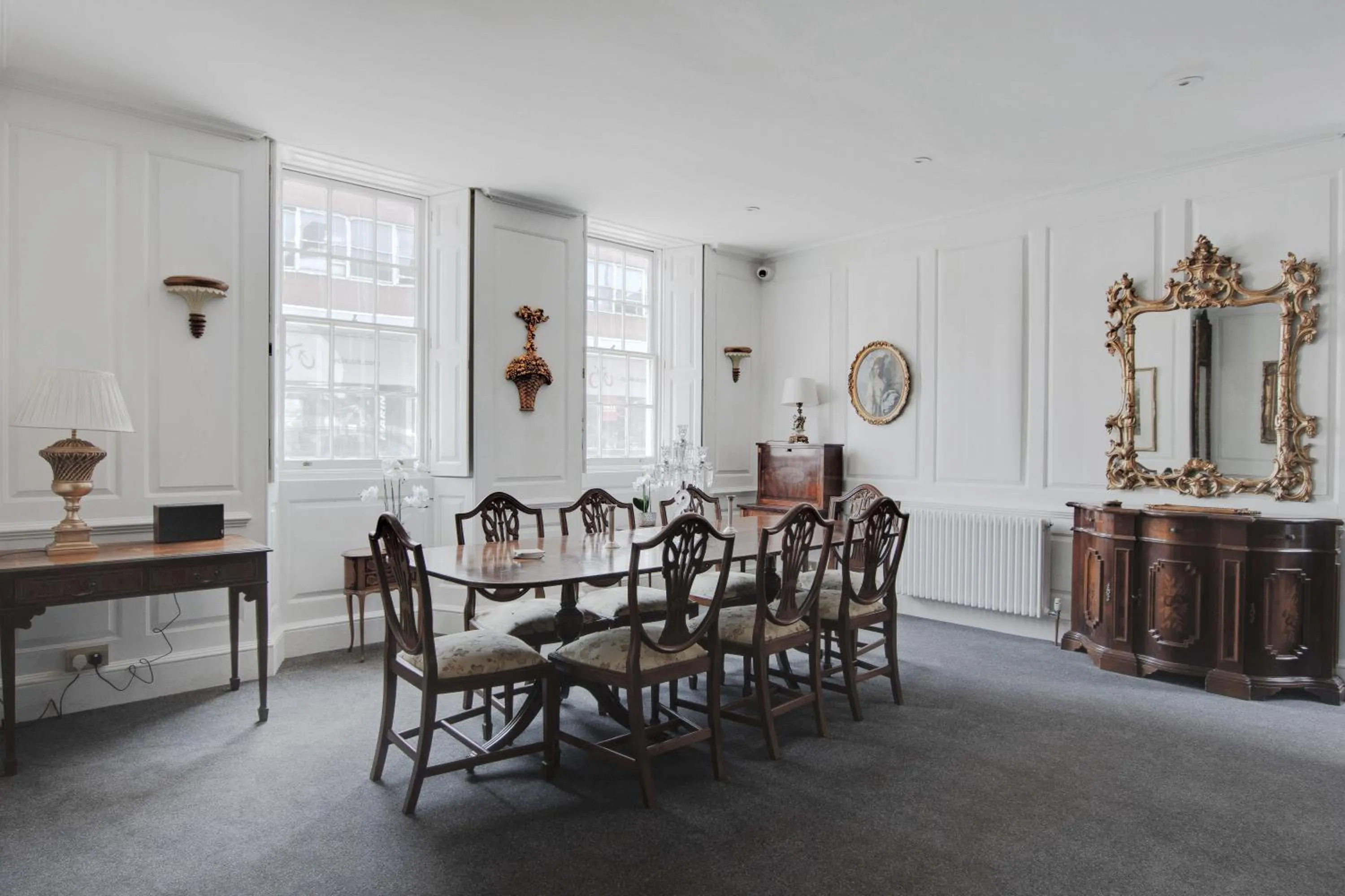 Dining area in Stone Court House
