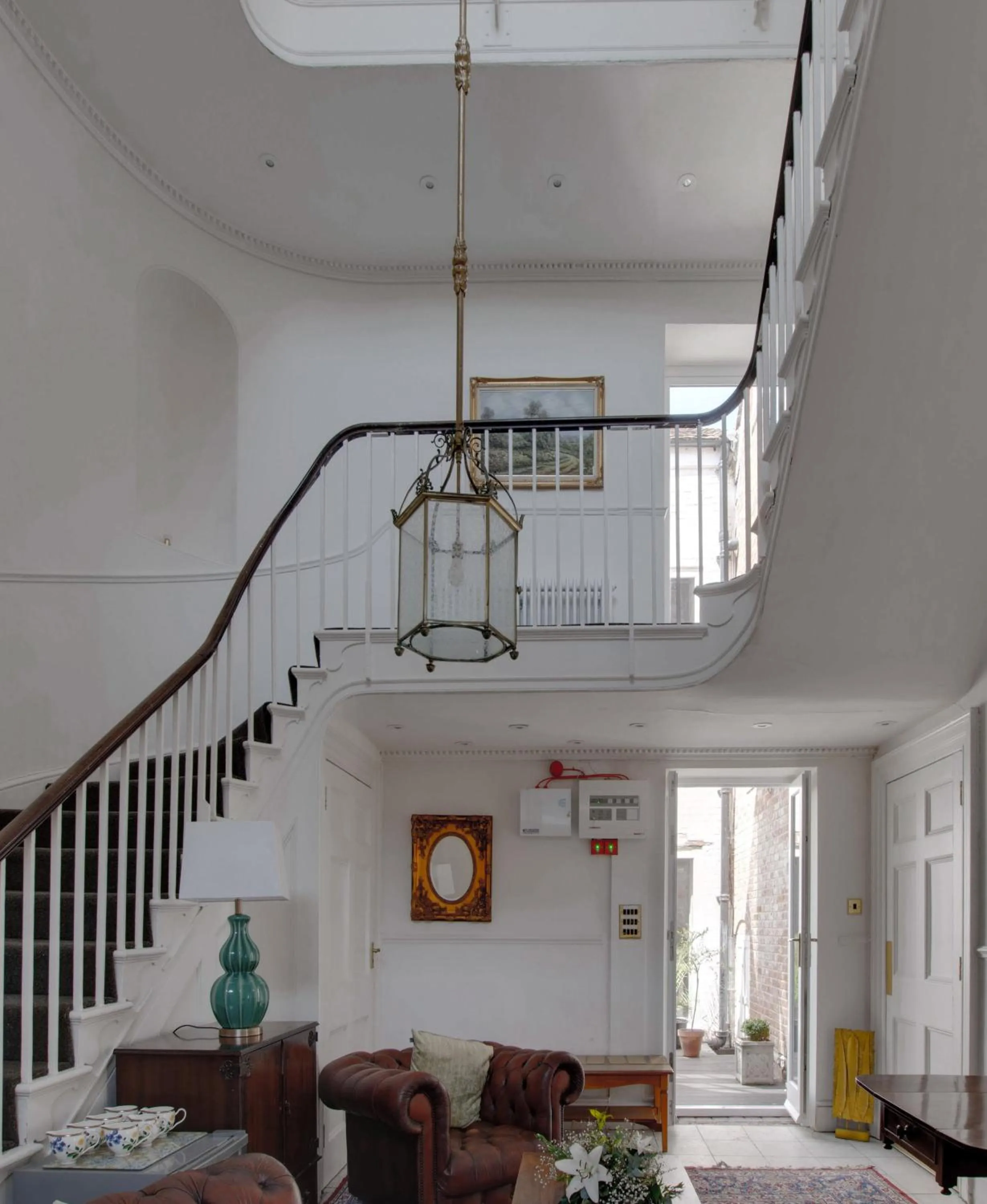 Lobby or reception in Stone Court House