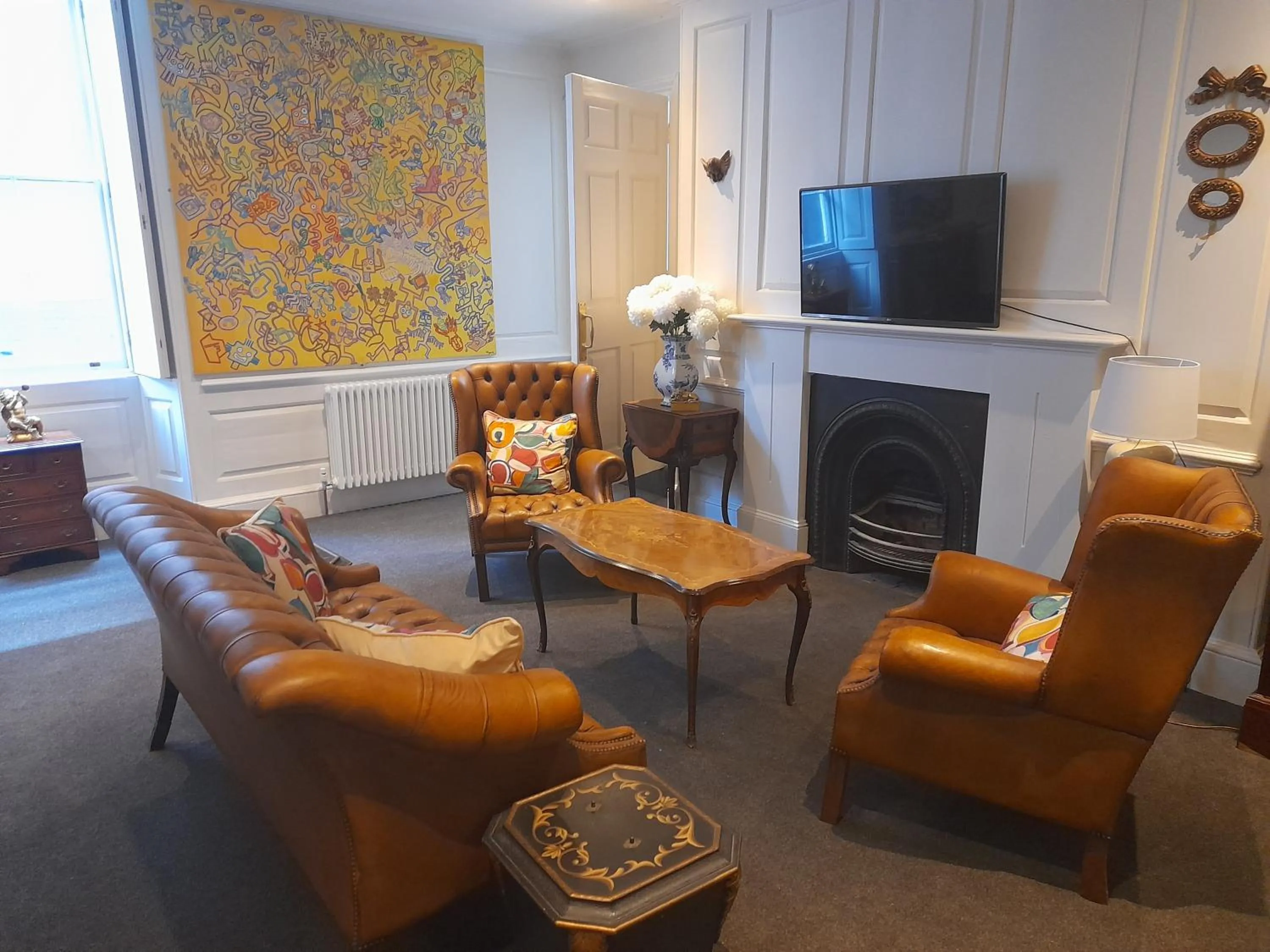 Communal lounge/ TV room in Stone Court House