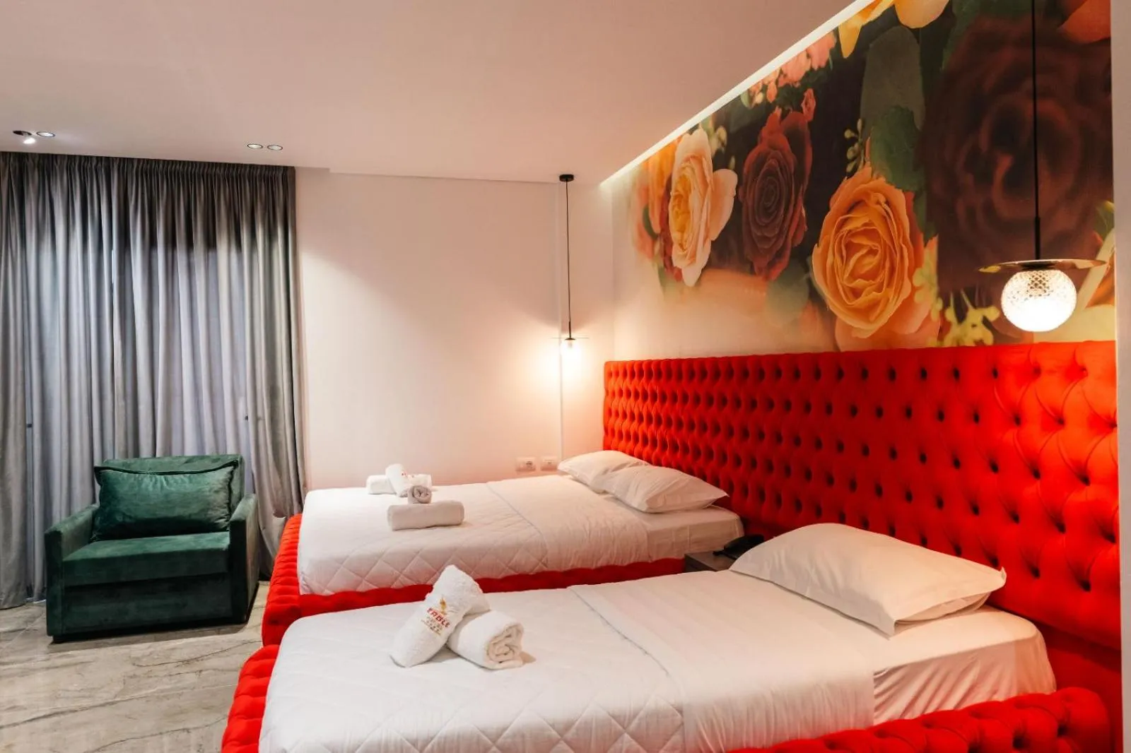 Photo of the whole room, Bed in Hotel Eagle