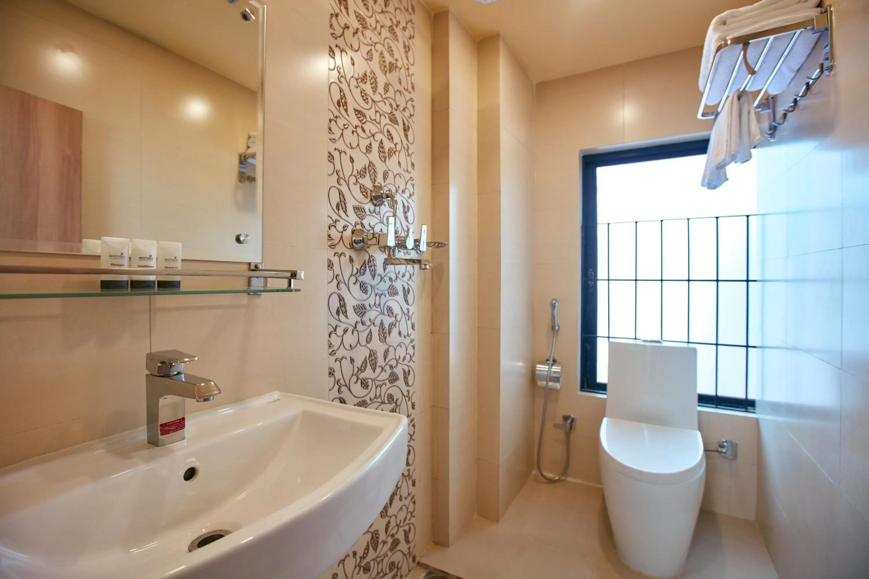 The Samrat Palace - Luxury Hotel in Kathmandu