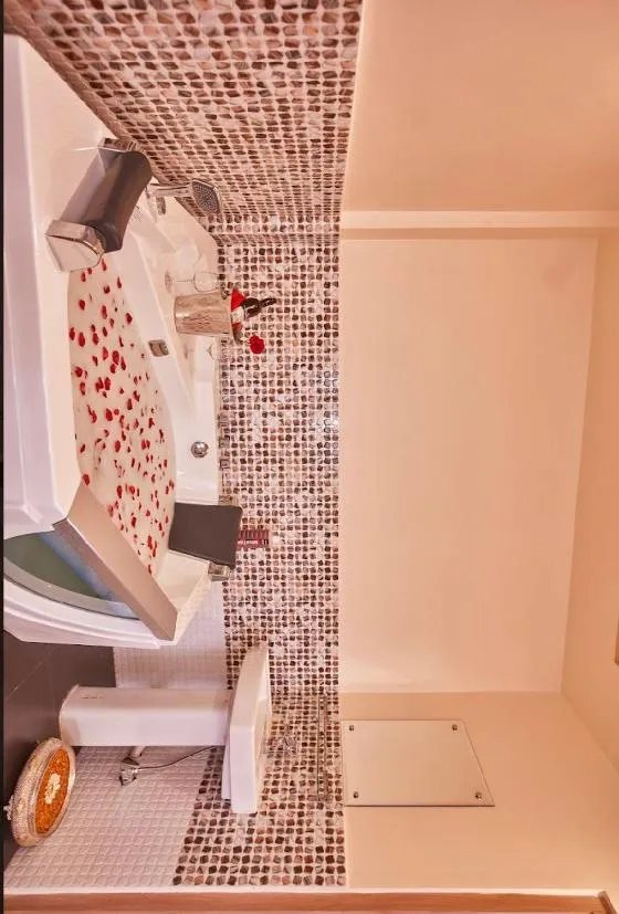 The Samrat Palace - Luxury Hotel in Kathmandu