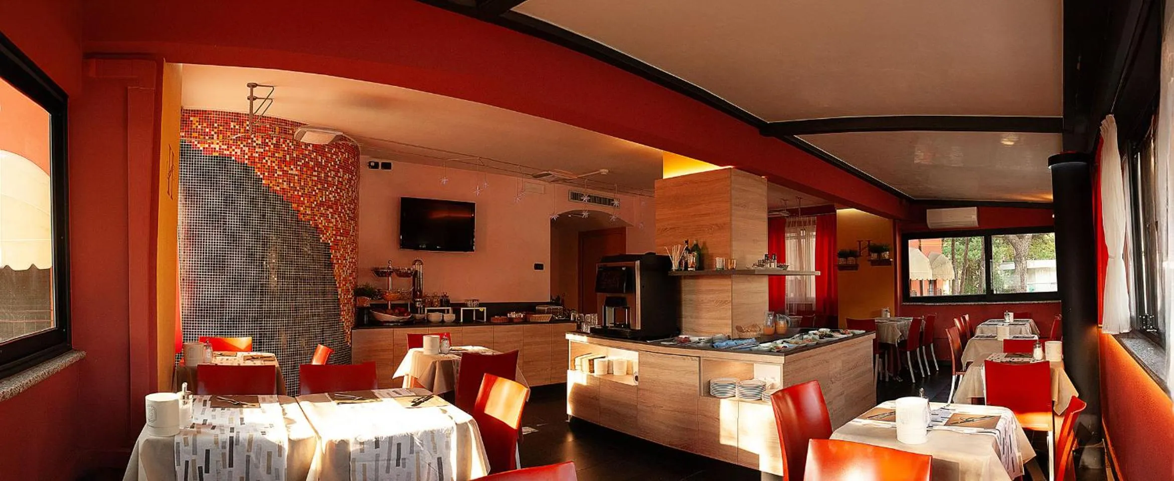 Breakfast in Hotel Savoia