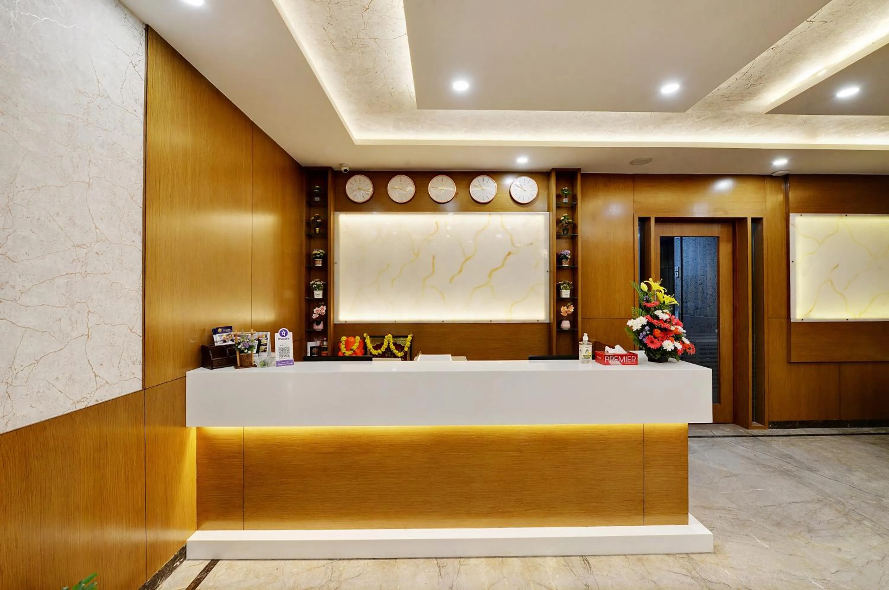 Lobby or reception in La Sara Gateway