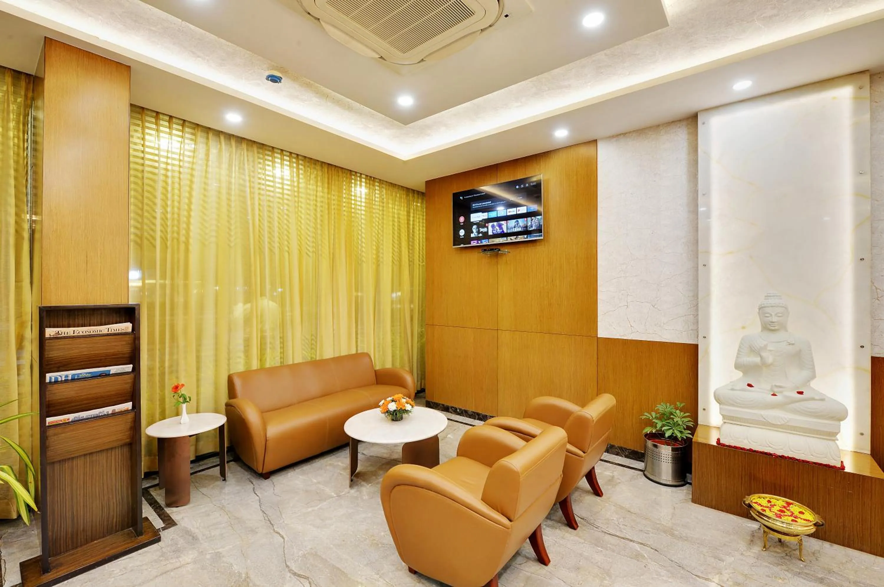 Lobby or reception in La Sara Gateway