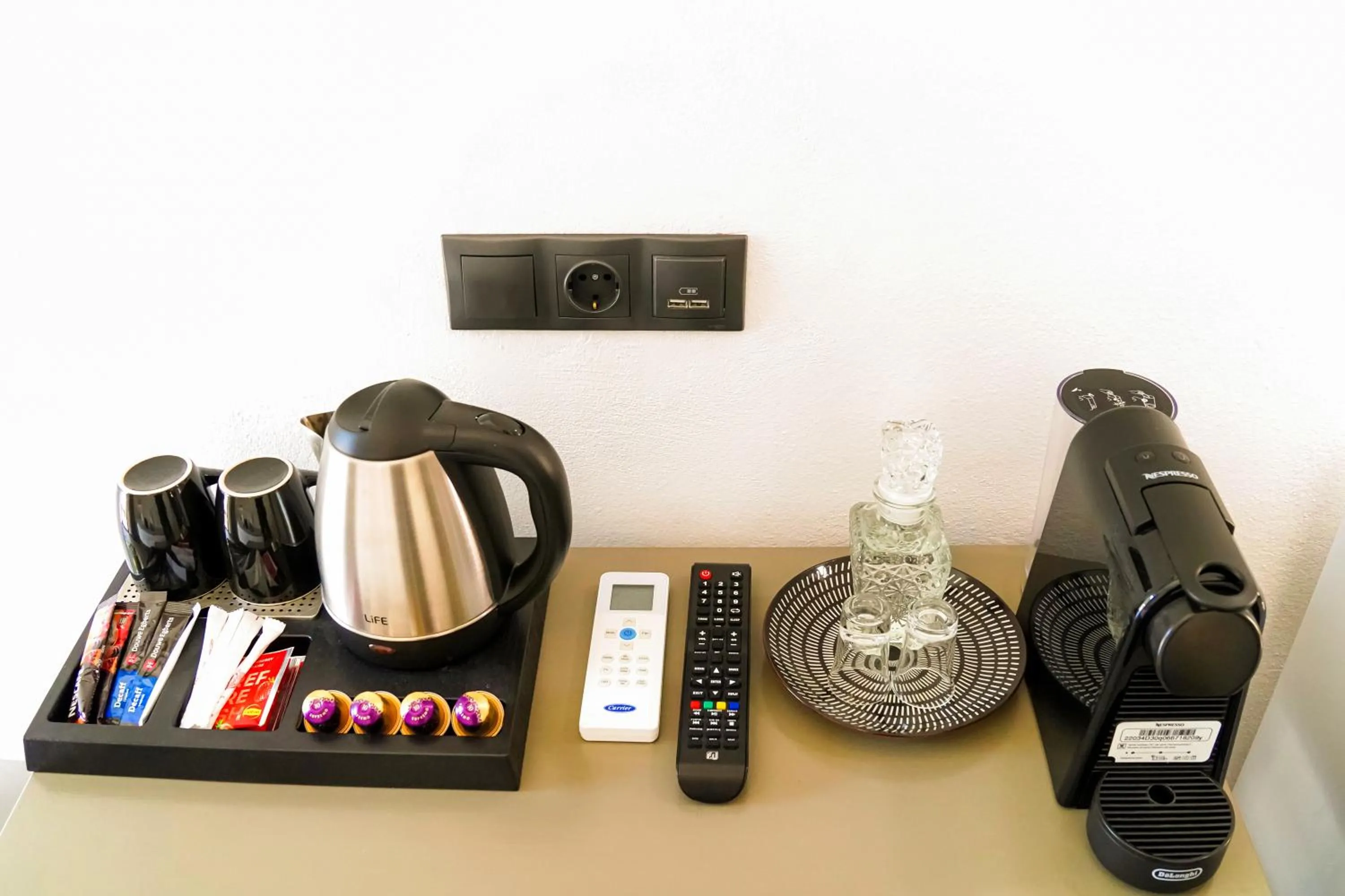 Coffee/tea facilities in Lefka Ori - Agia Galini