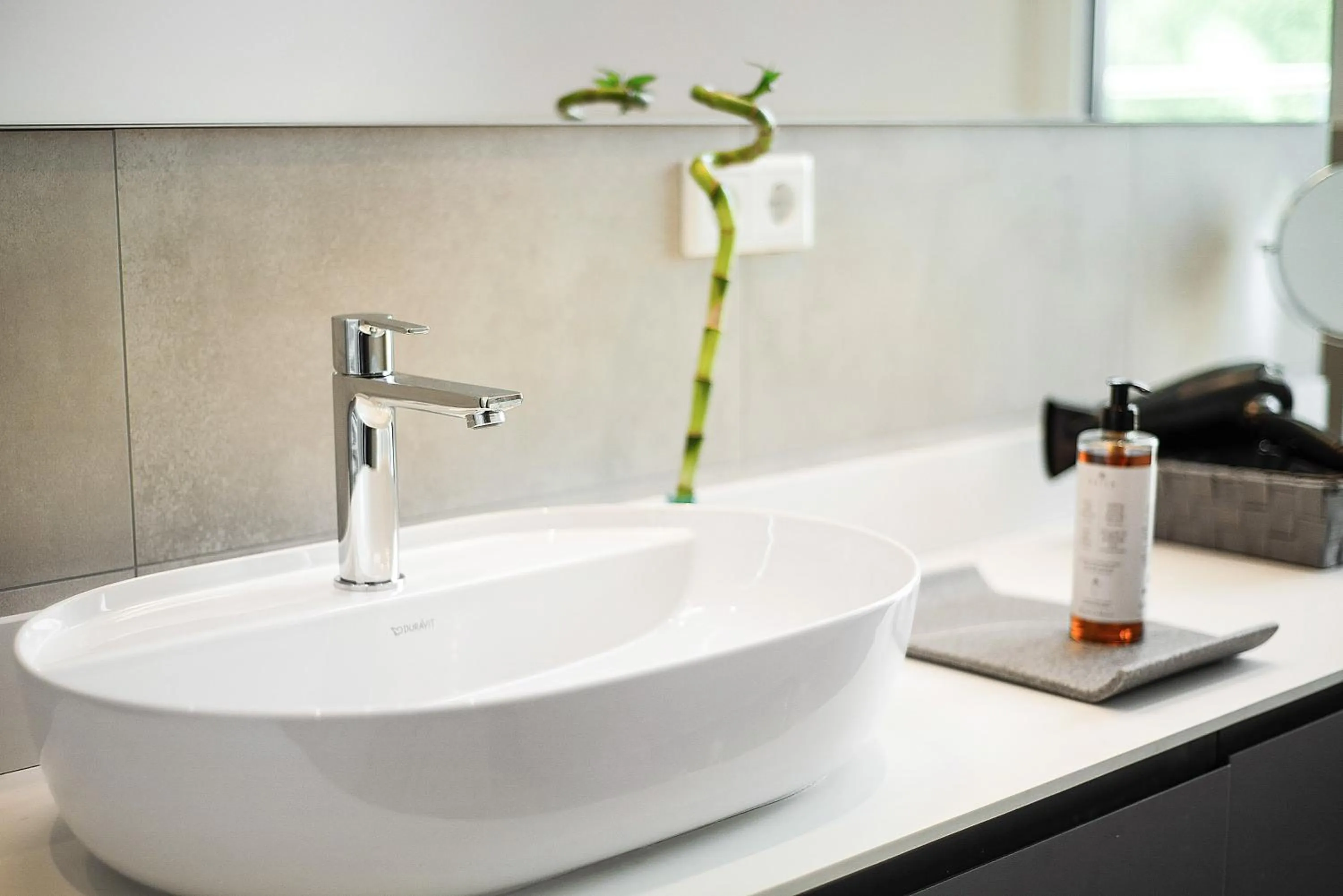 Bathroom in BRIGHT: Rosenheim Aicherpark