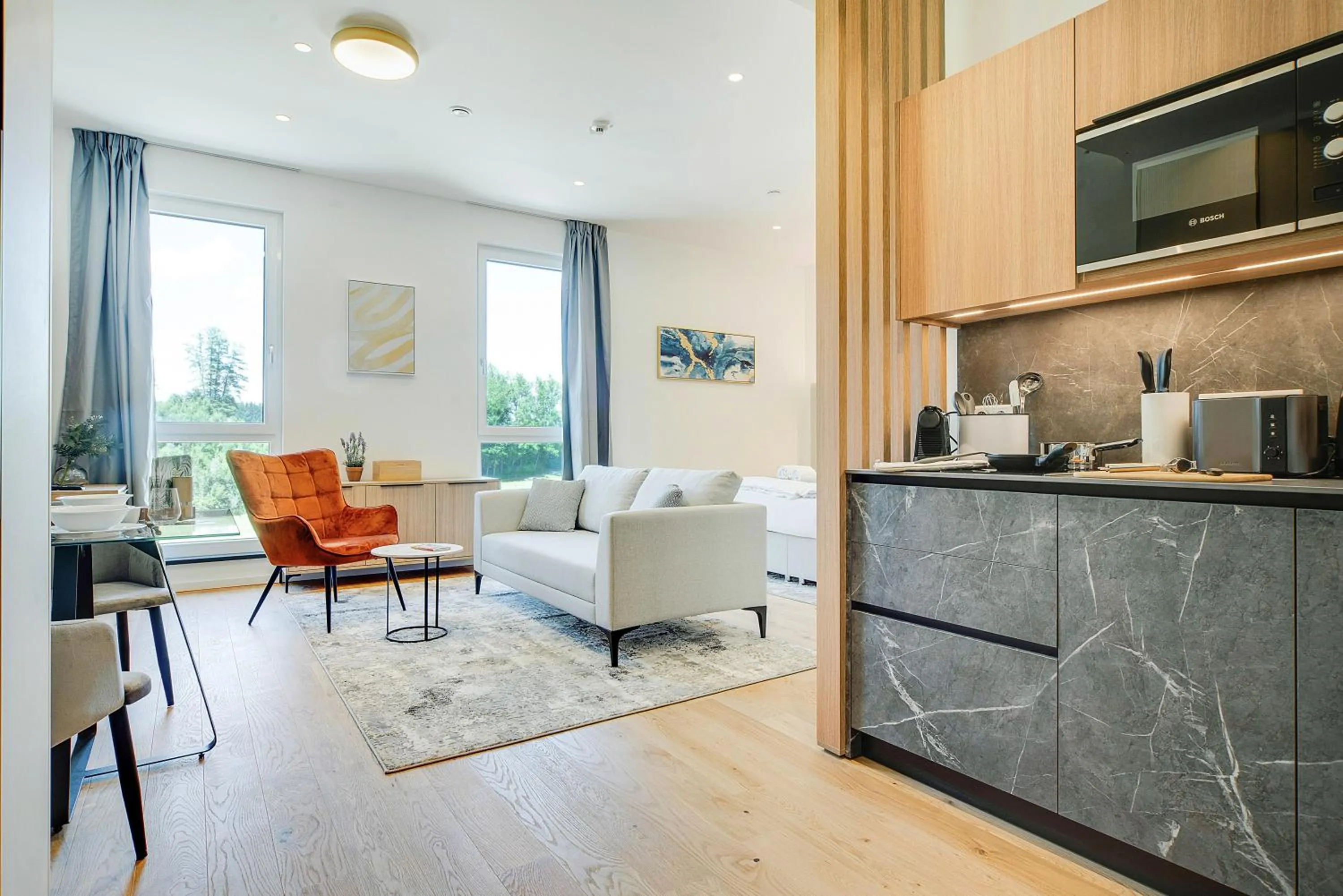 Living room in BRIGHT: Rosenheim Aicherpark