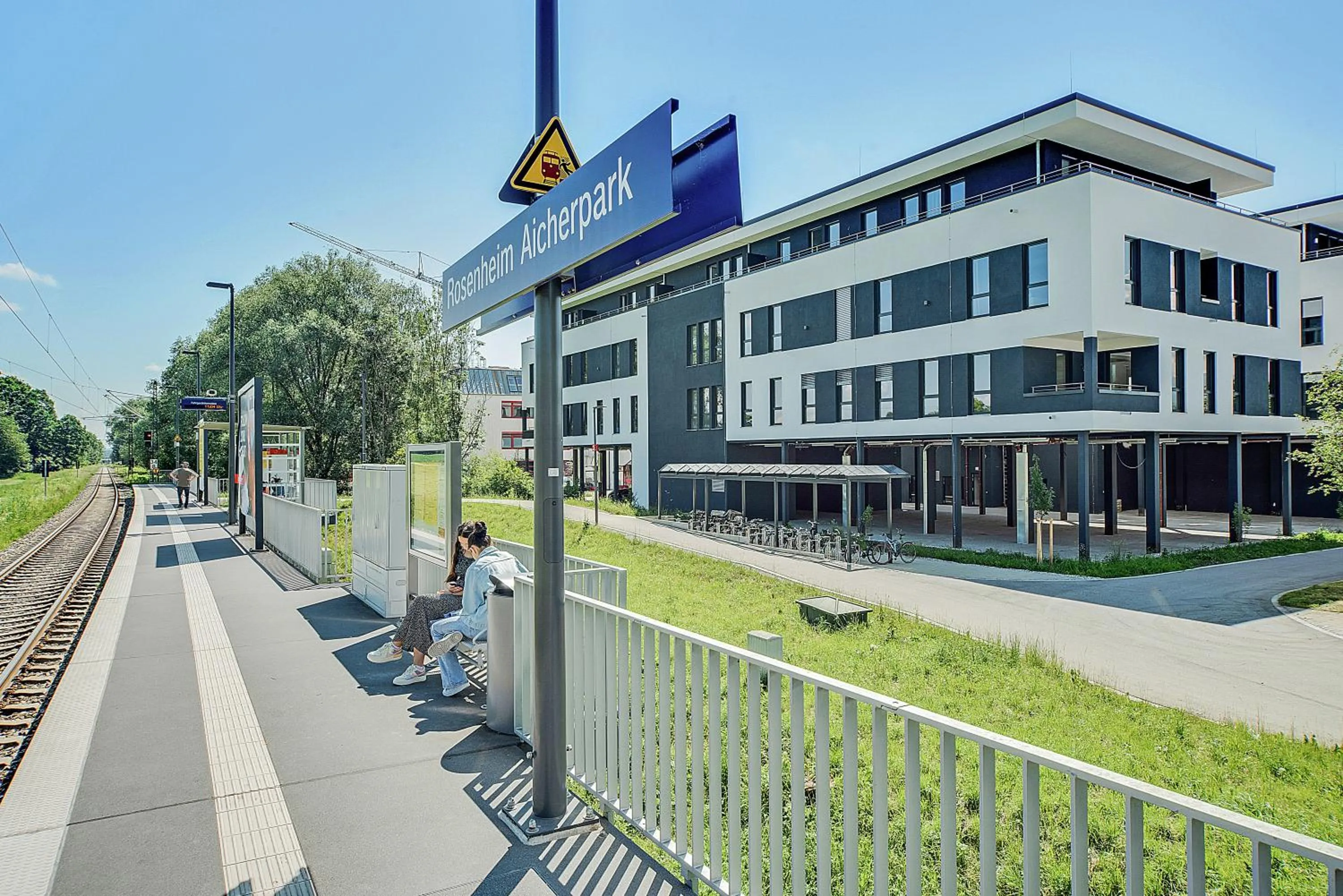 Property building in BRIGHT: Rosenheim Aicherpark