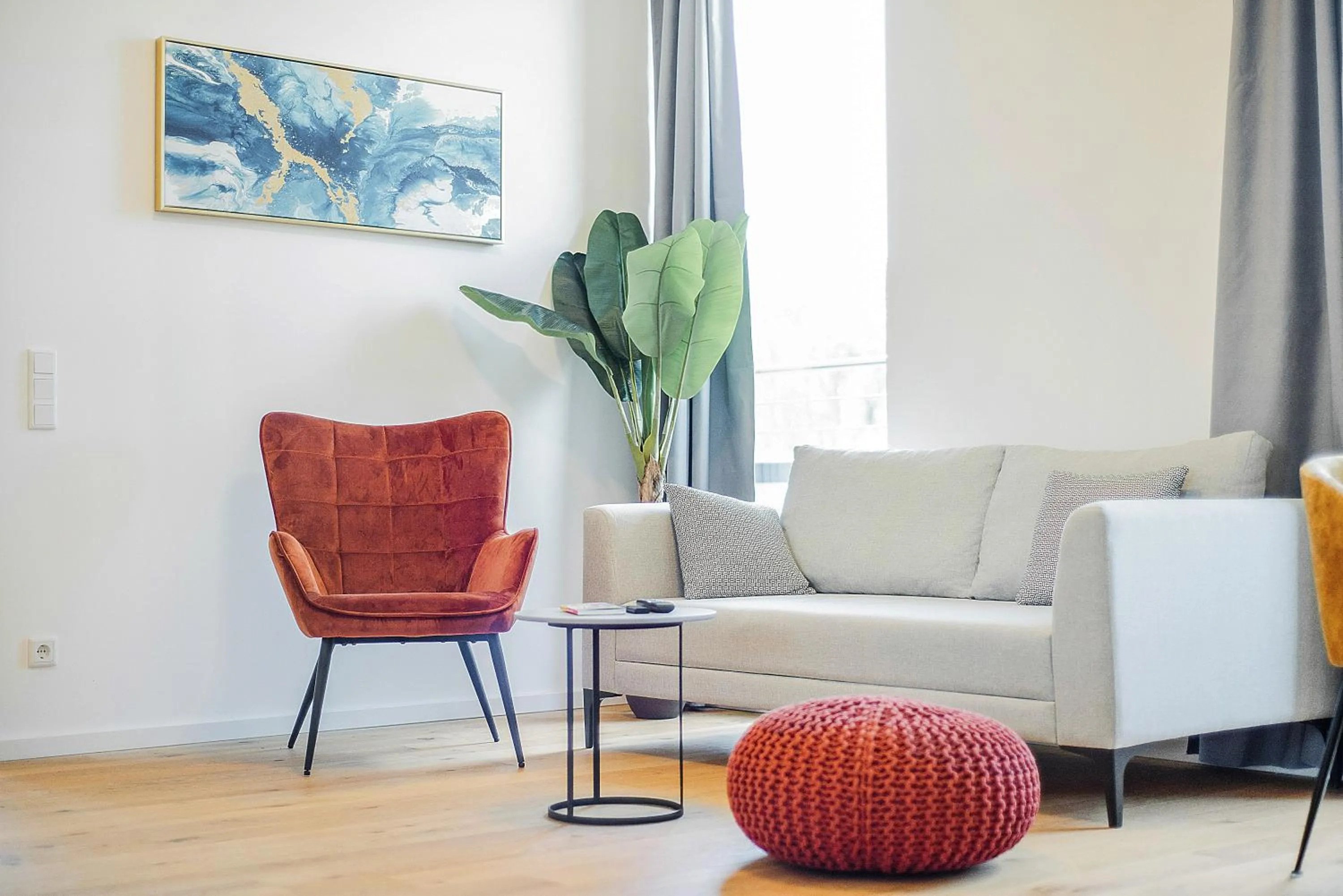 Living room in BRIGHT: Rosenheim Aicherpark