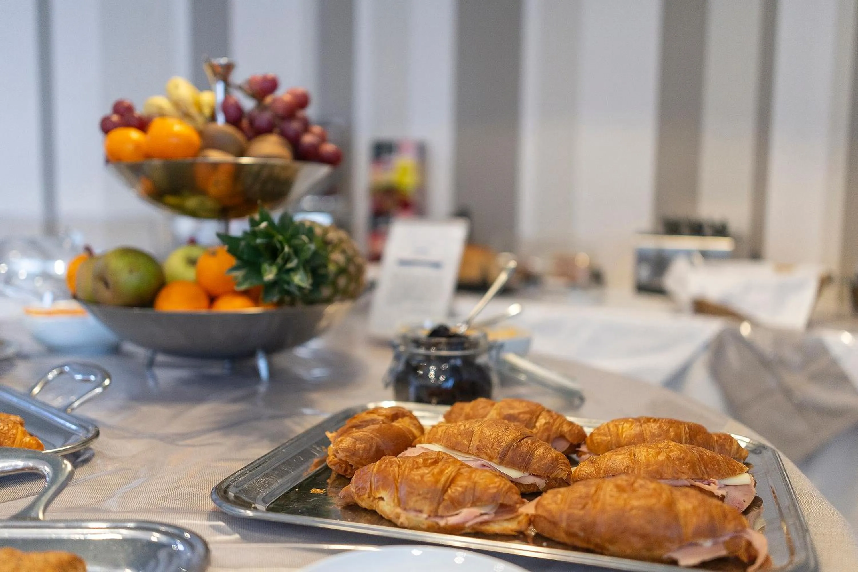 Breakfast in Hotel Rex