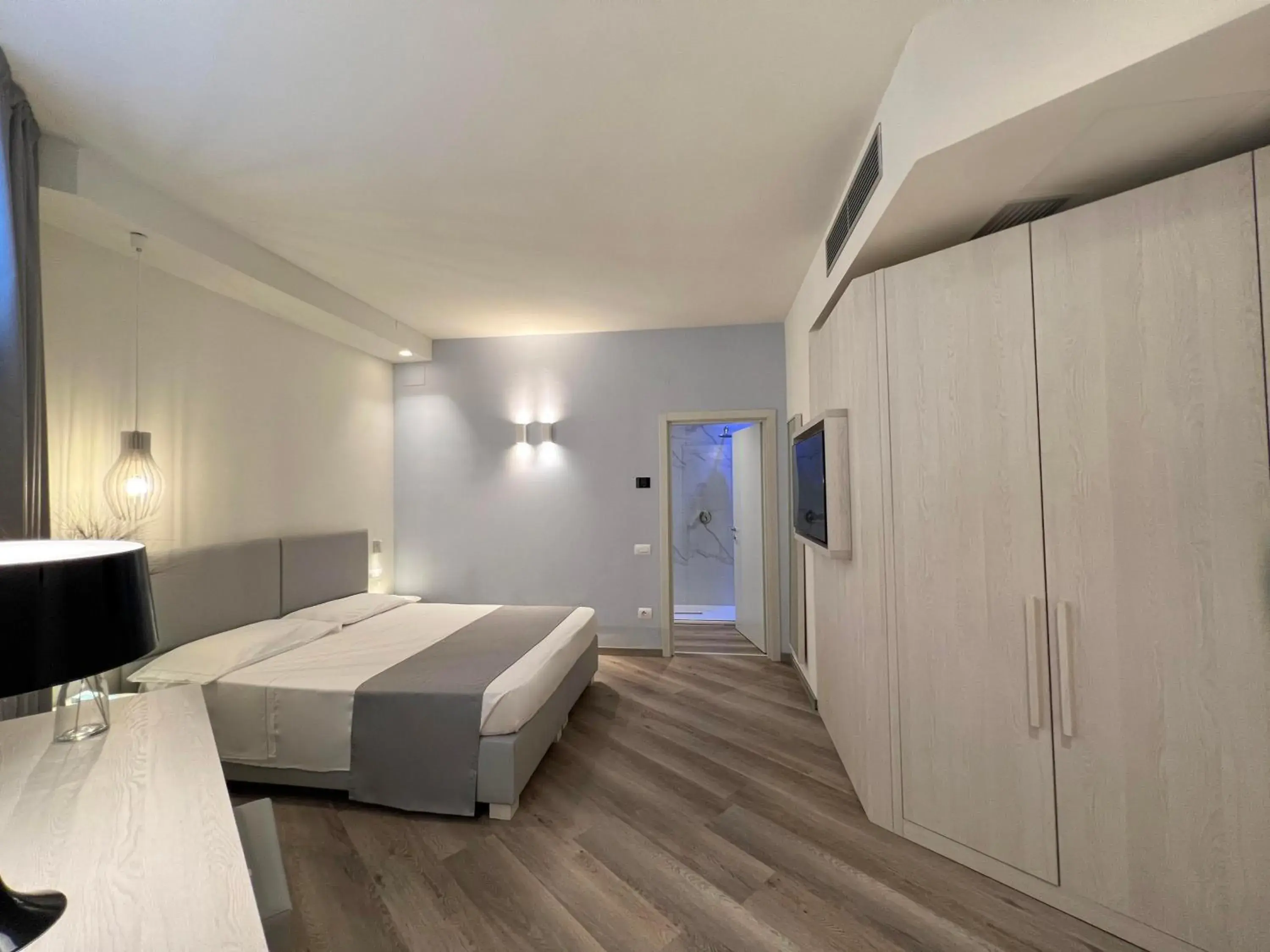 Single Room with Beach Package in Hotel Rex Single Room with Beach Package in Hotel Rex