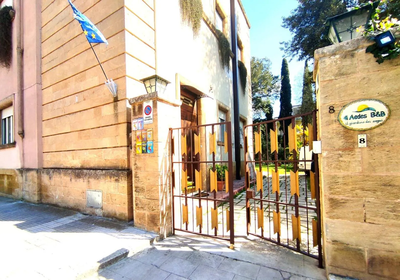 Property building in Aedes B&B Il Giardino dei Sogni