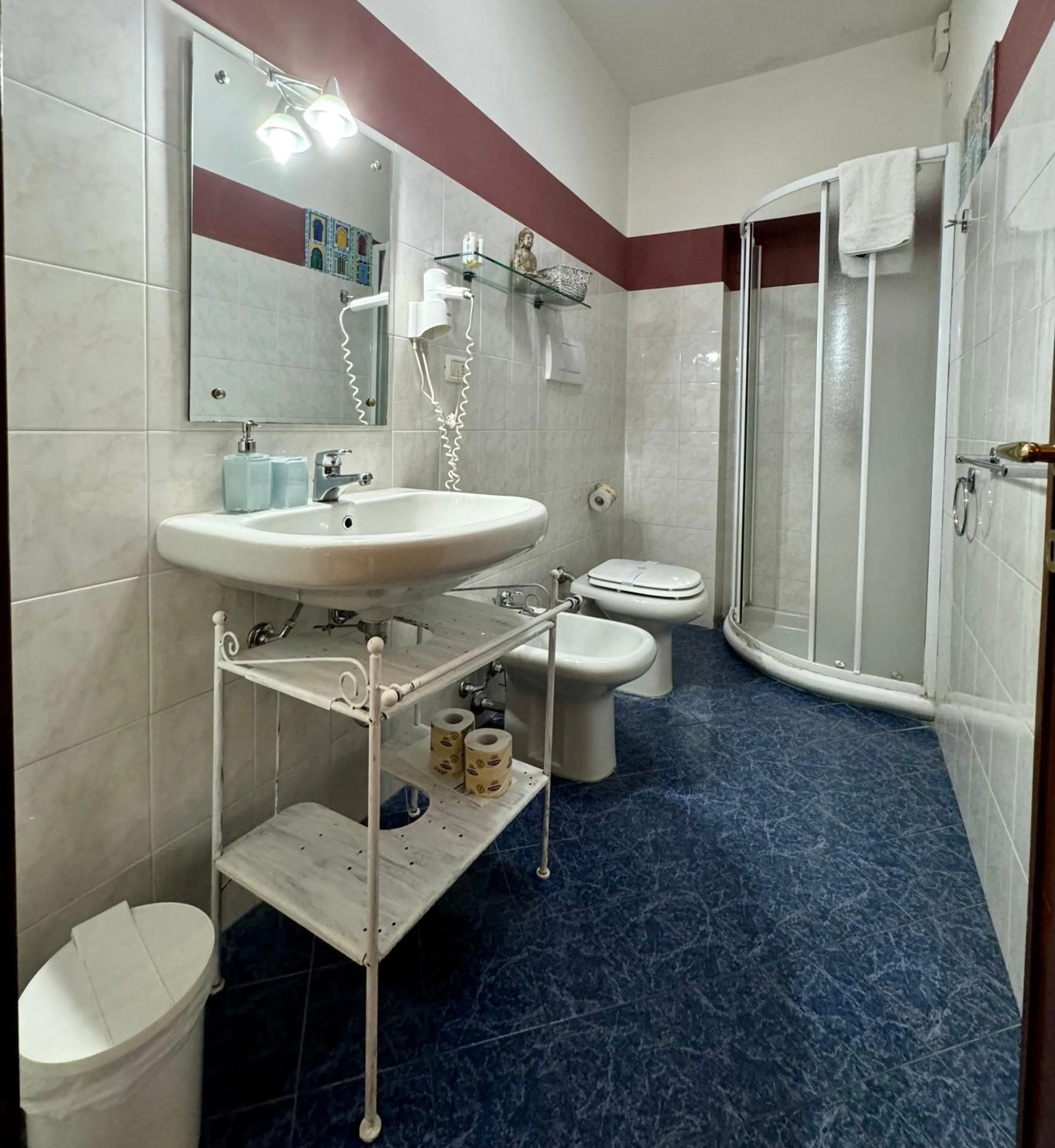 Shower in Aedes B&B Il Giardino dei Sogni