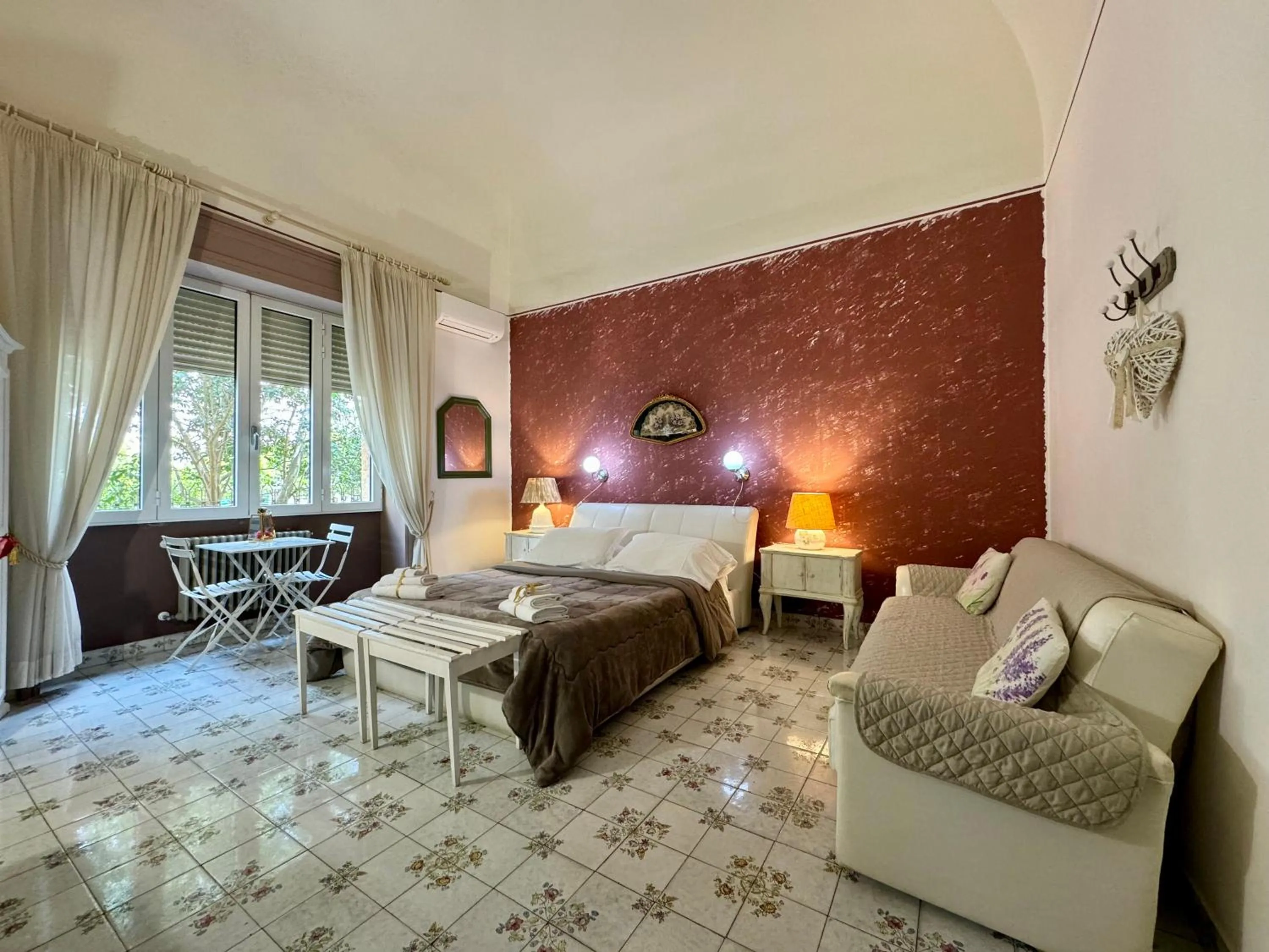 Photo of the whole room, Bed in Aedes B&B Il Giardino dei Sogni