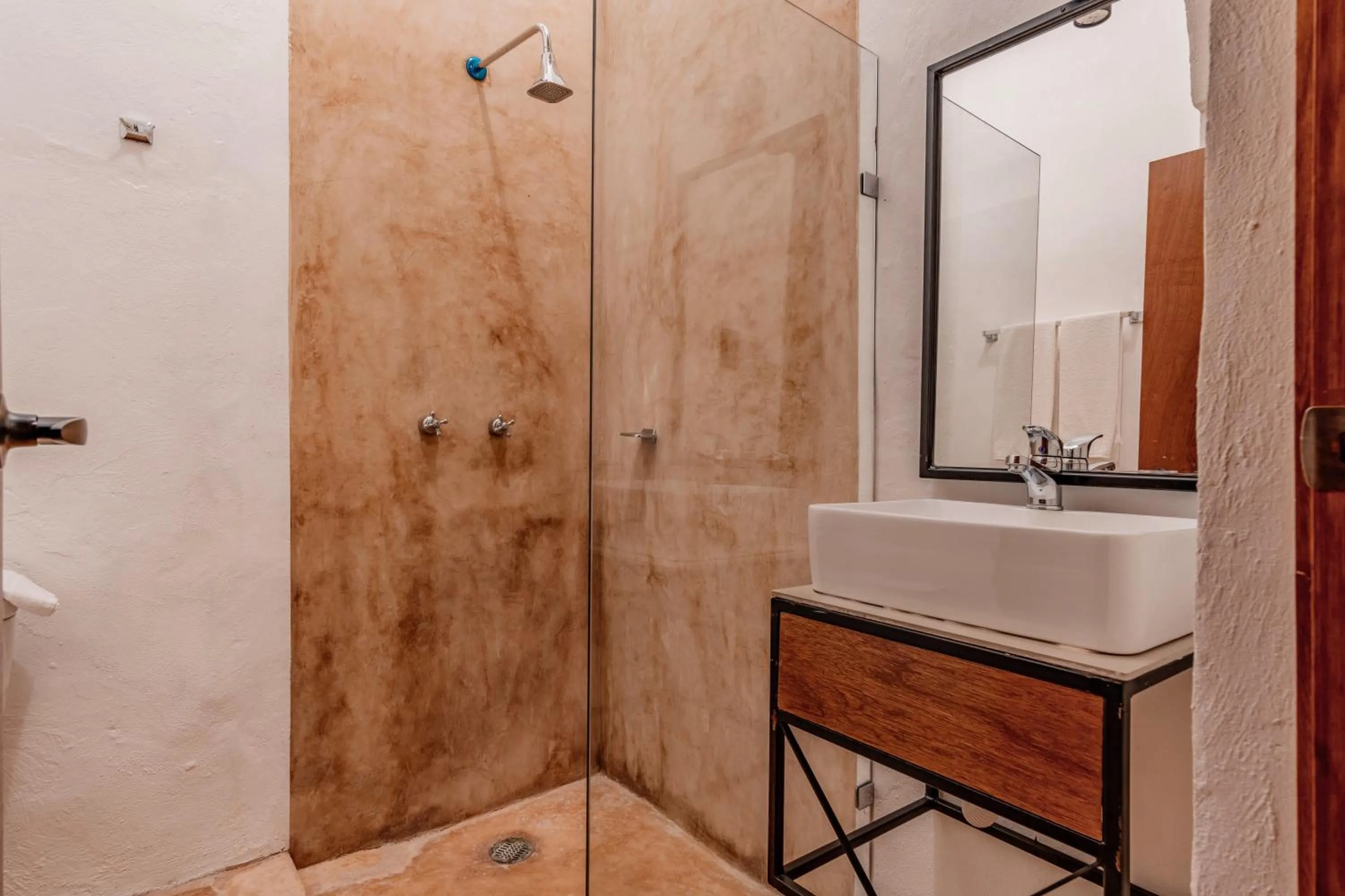 Bathroom in Hotel HO Merida