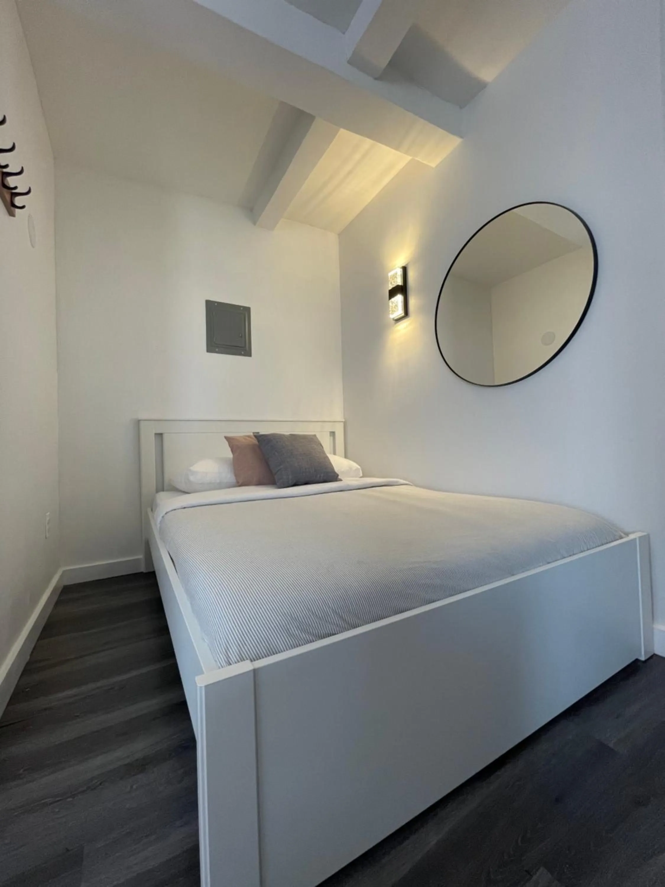 Bed in Hotel and the City, Rooftop City View