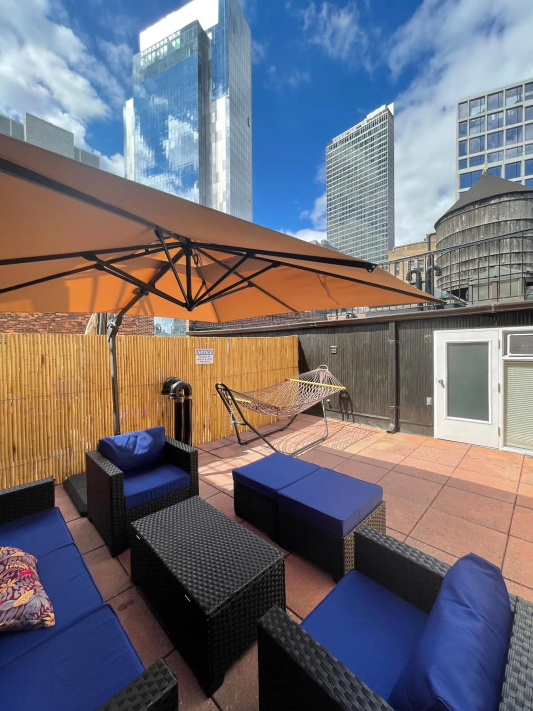 Hotel and the City, Rooftop City View