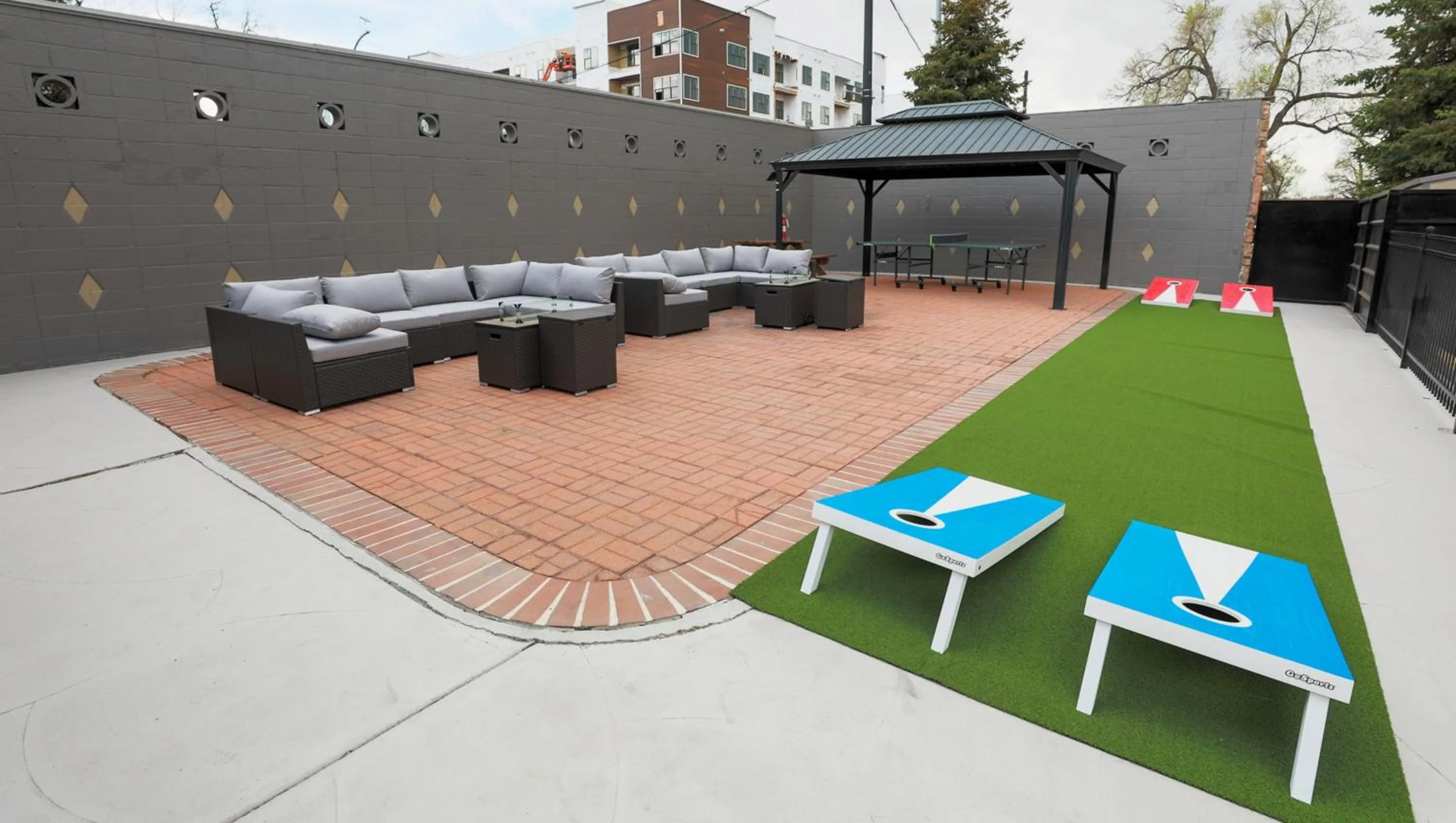 Property building in Modern Motel