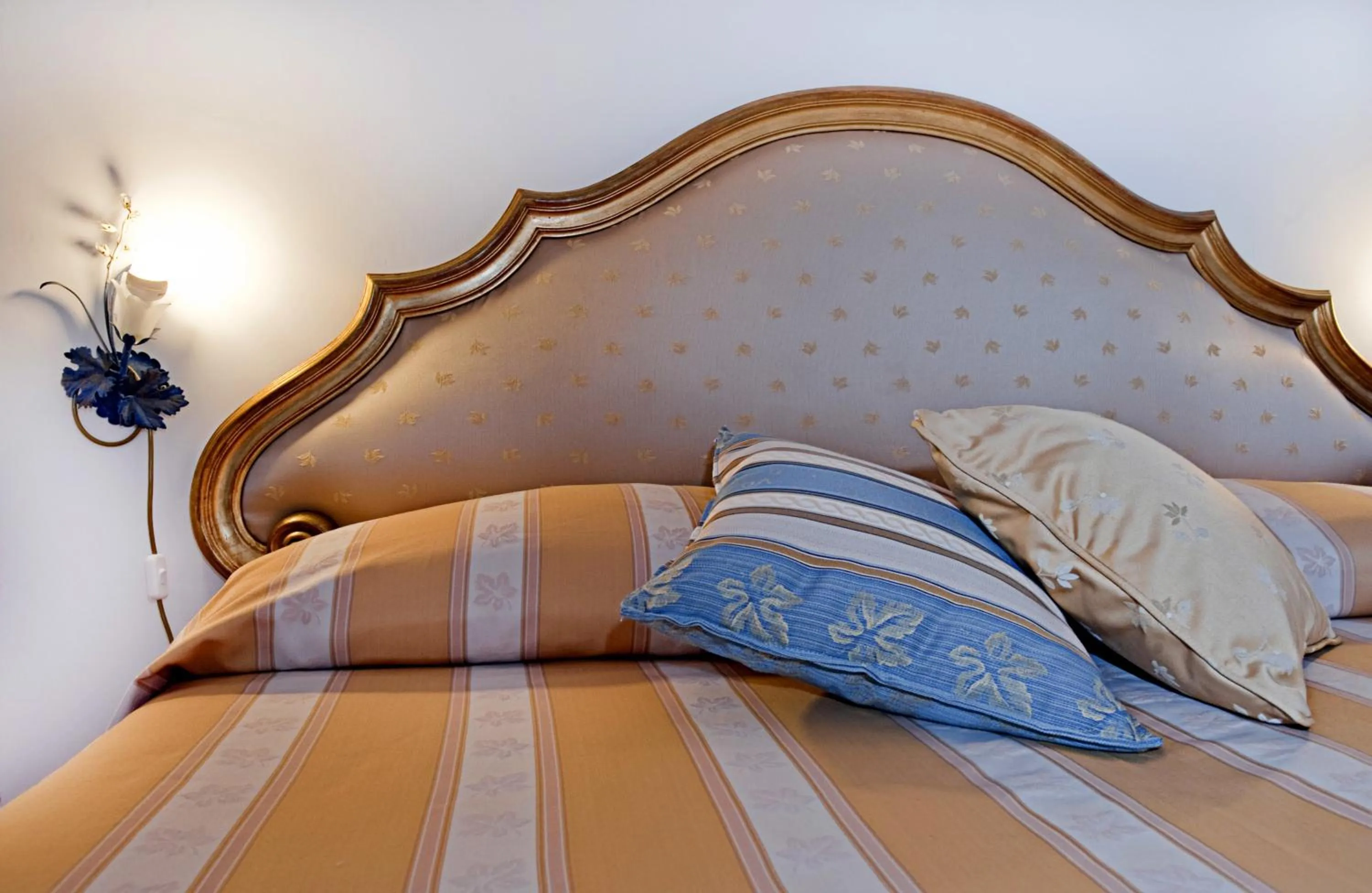 Decorative detail in La Rosa Dei Venti