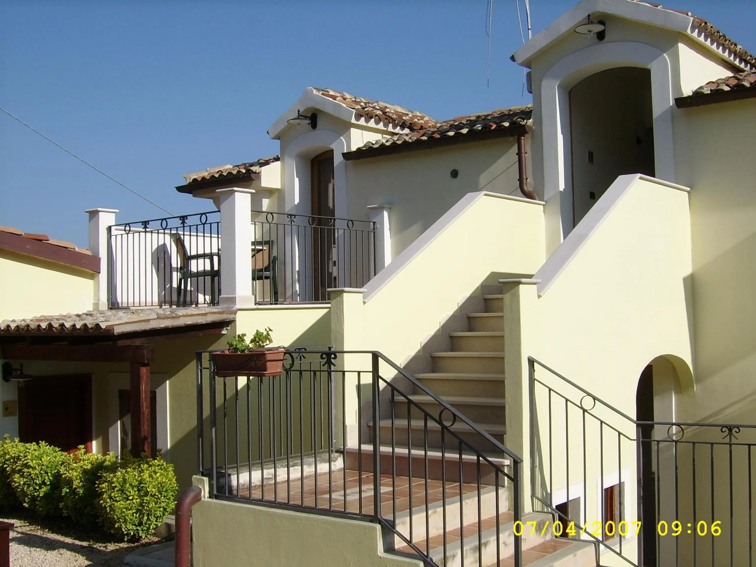 Decorative detail in Albergo Villa Vittoria