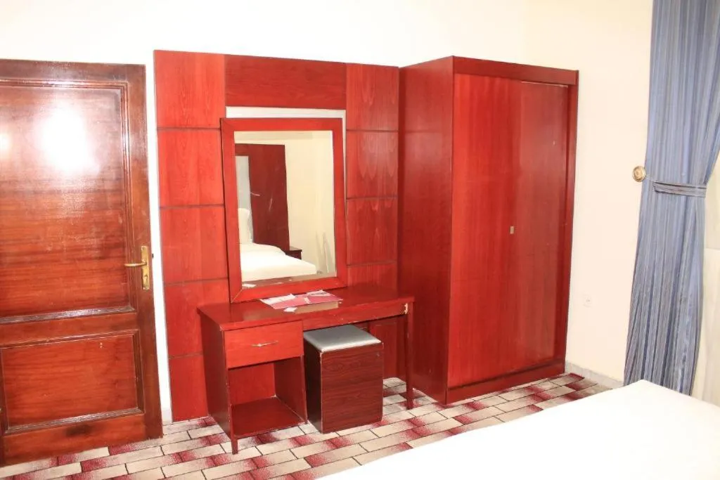 Bed in Al Farhan Apartment Al Hamra-Jeddah