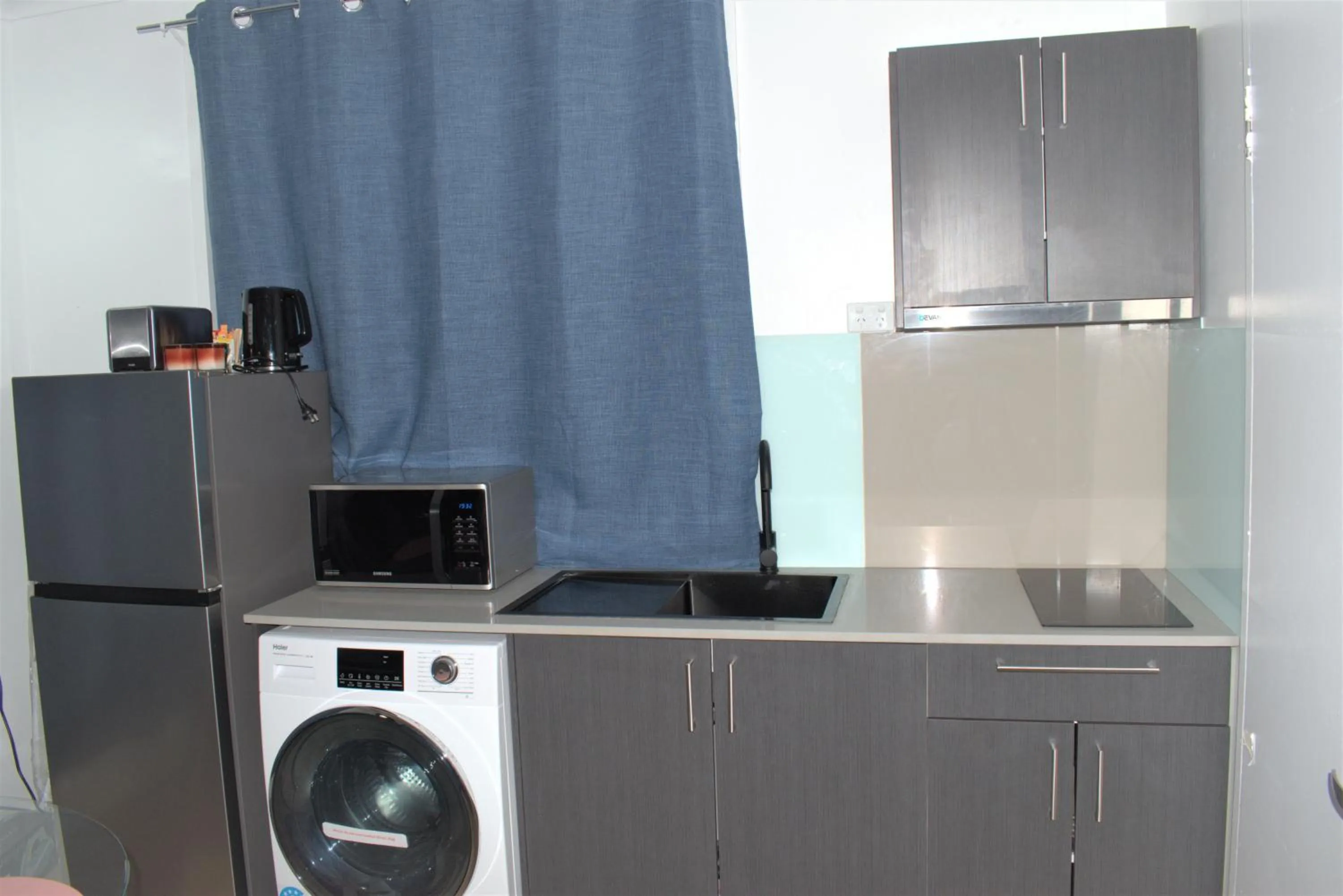 Kitchen or kitchenette in K - Town Hotel