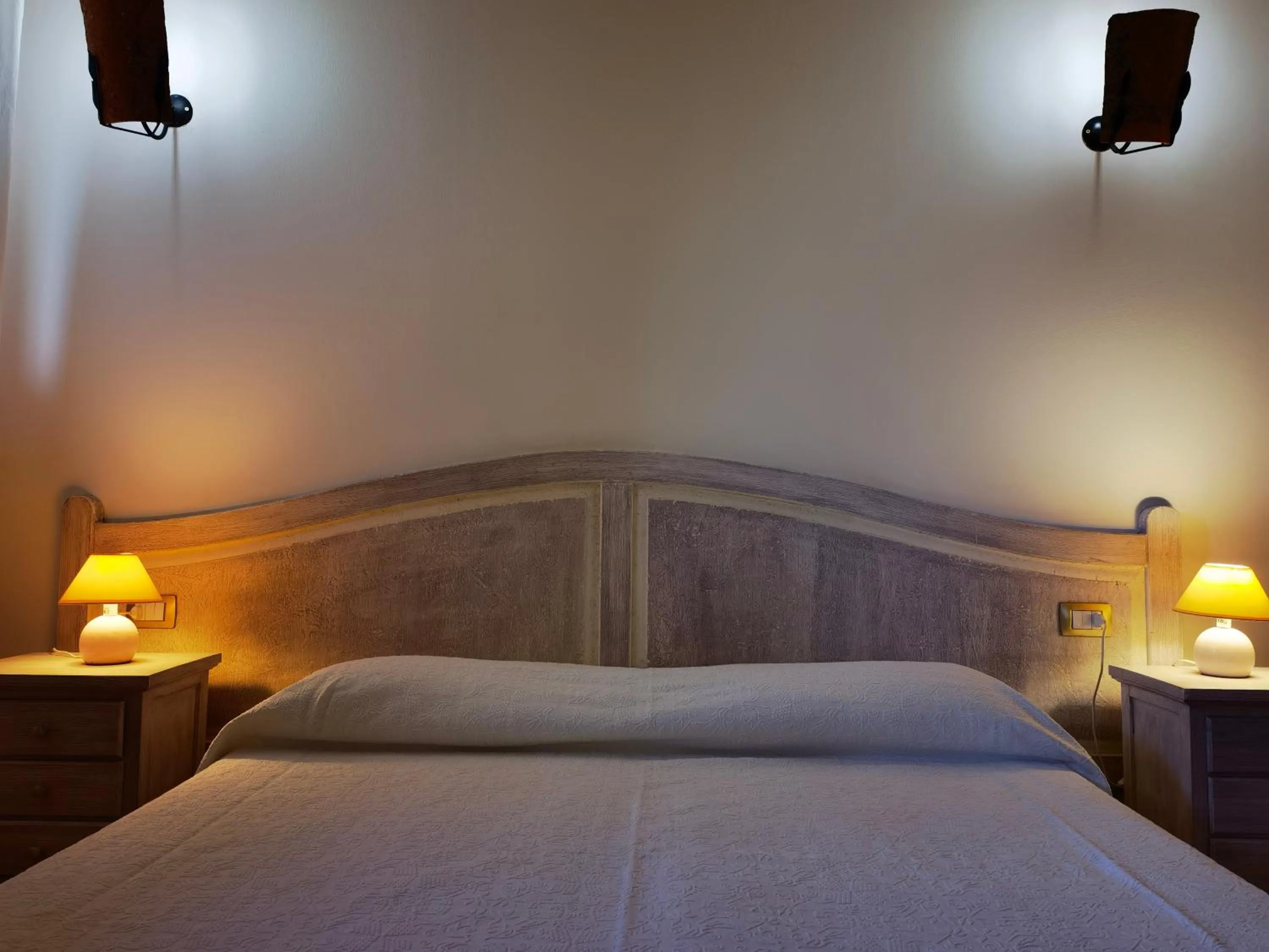 Bedroom, Bed in La Corte degli Ulivi - Albergo Rurale