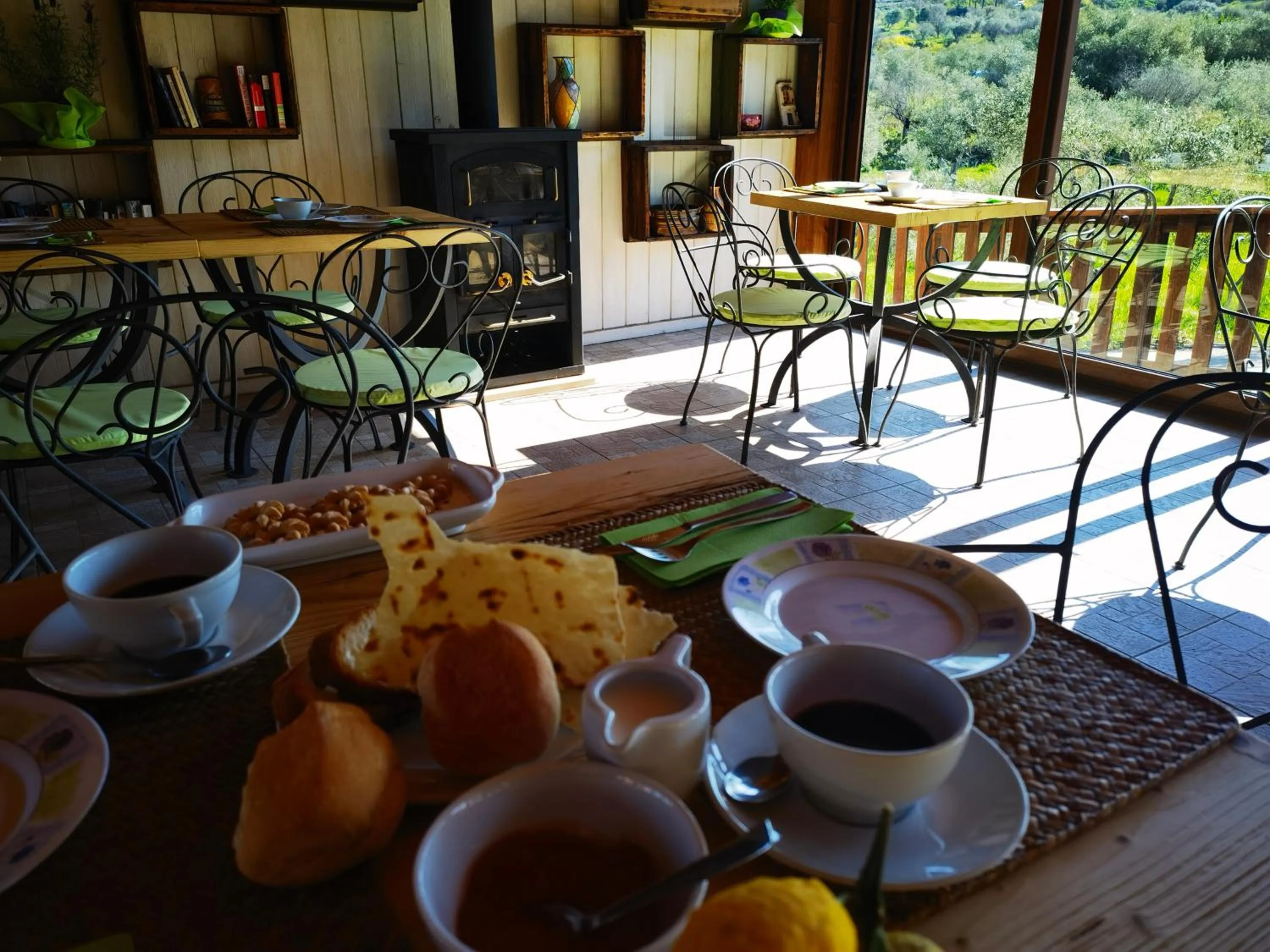 Patio in La Corte degli Ulivi - Albergo Rurale